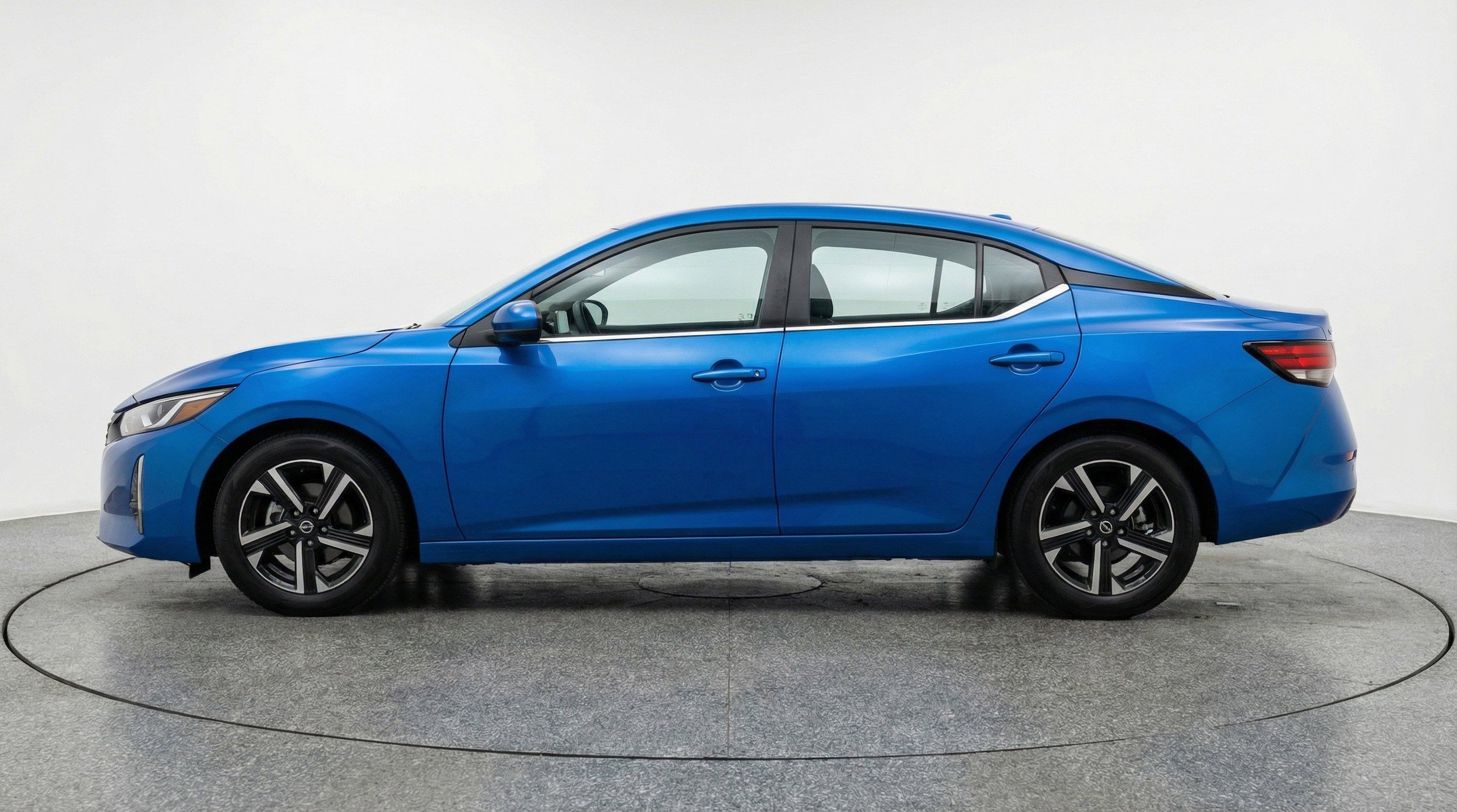 Thumbnail: 2025 Nissan Sentra - 5