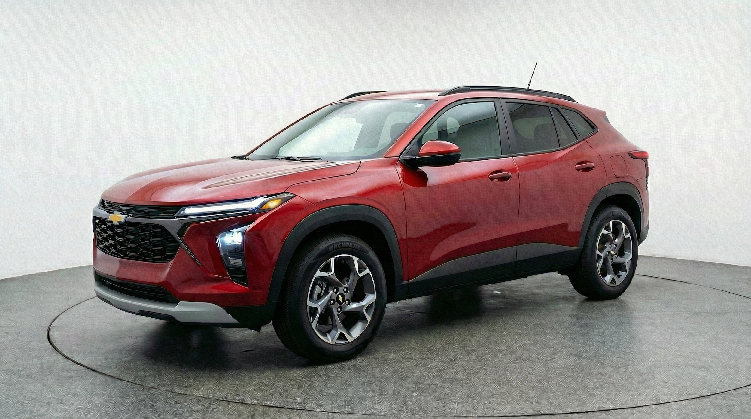 Thumbnail: 2025 Chevrolet Trax - 3