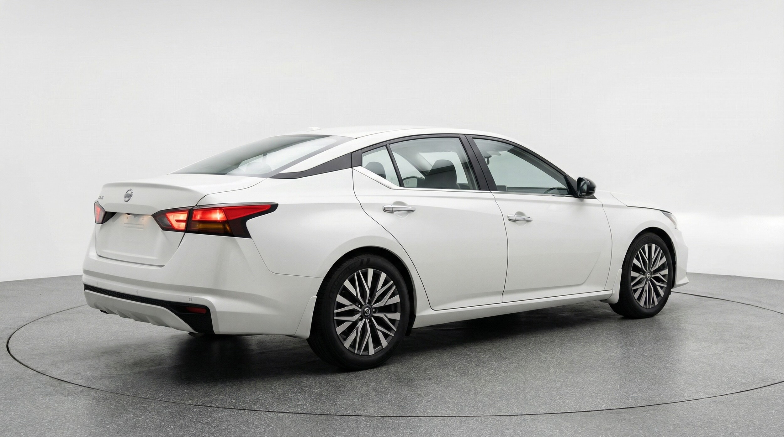 Thumbnail: 2025 Nissan Altima - 7