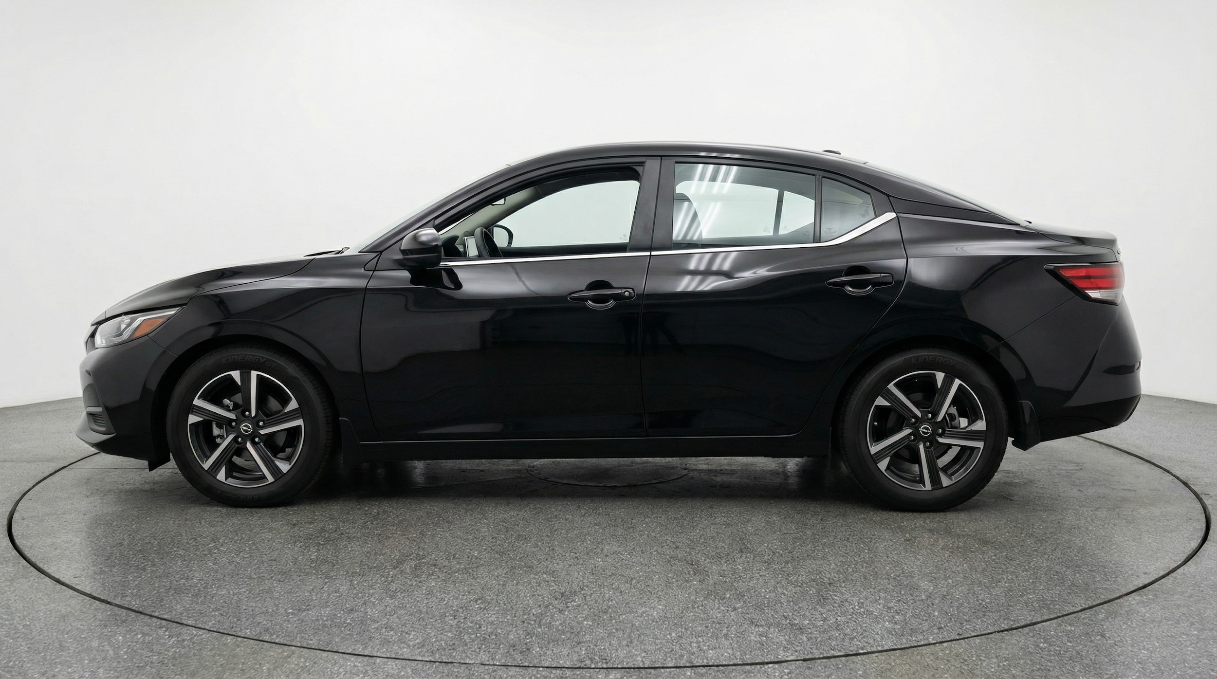 Thumbnail: 2025 Nissan Sentra - 4