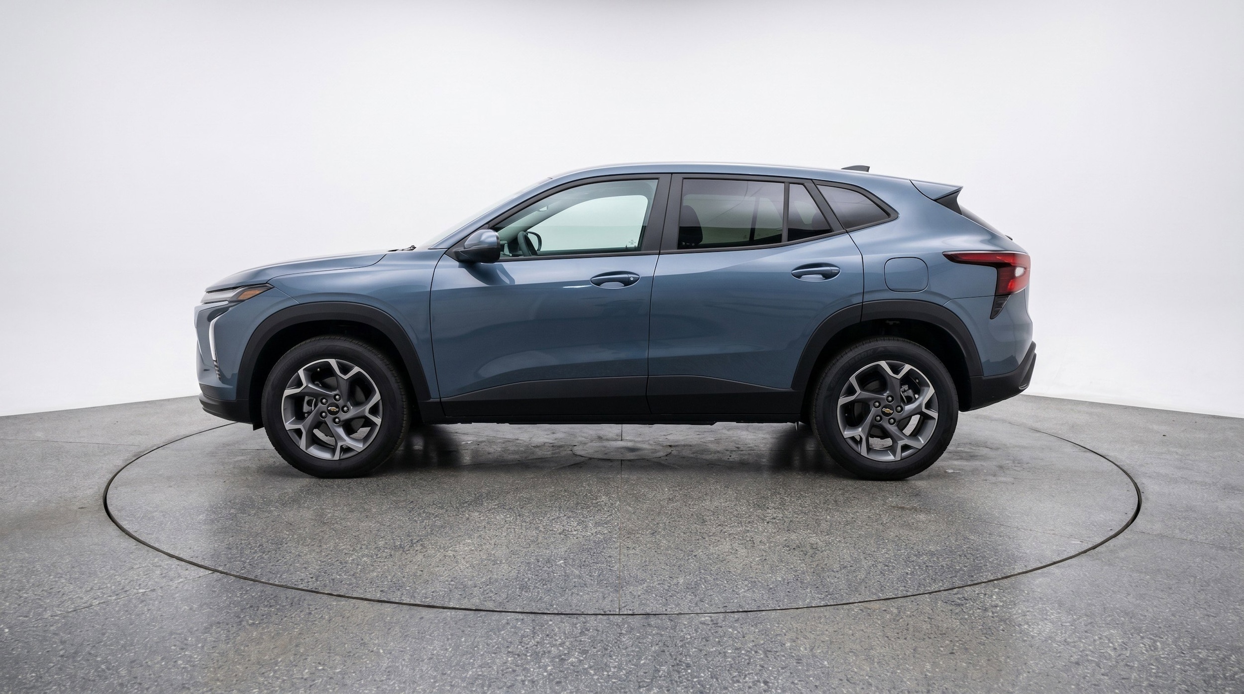 Thumbnail: 2025 Chevrolet Trax - 5