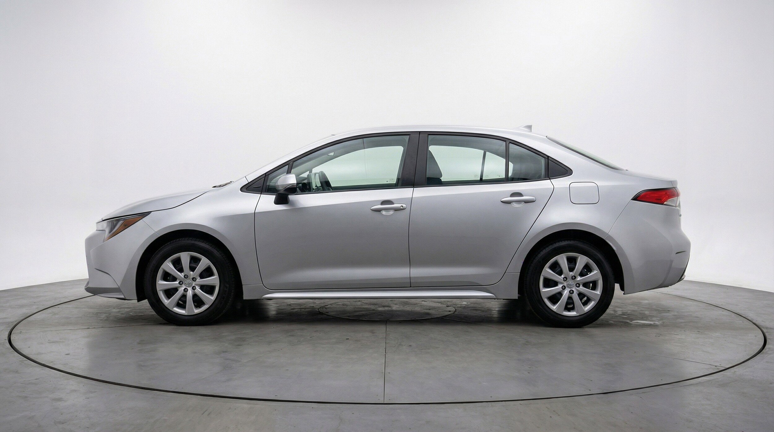 Thumbnail: 2025 Toyota Corolla - 5