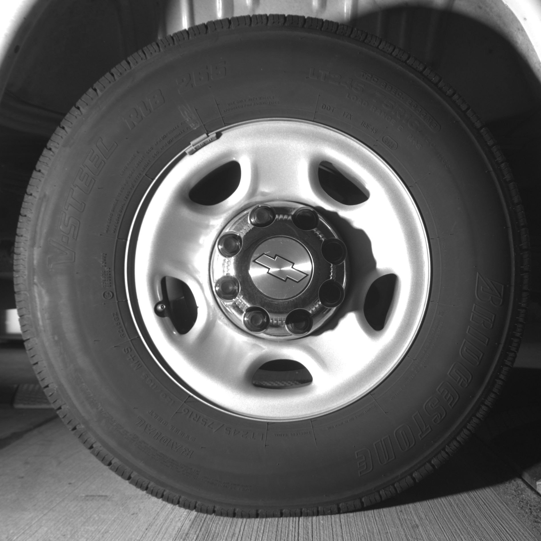 Thumbnail: 2025 Chevrolet Express - 15