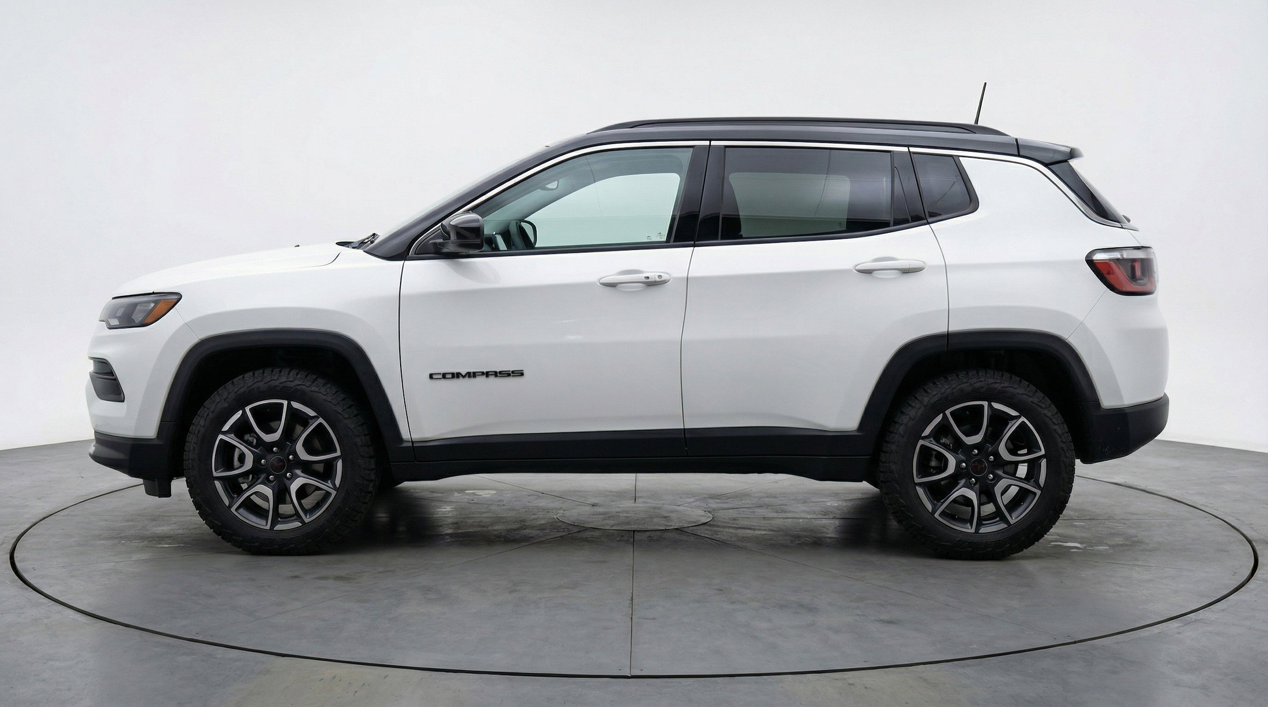 Thumbnail: 2025 Jeep Compass - 5