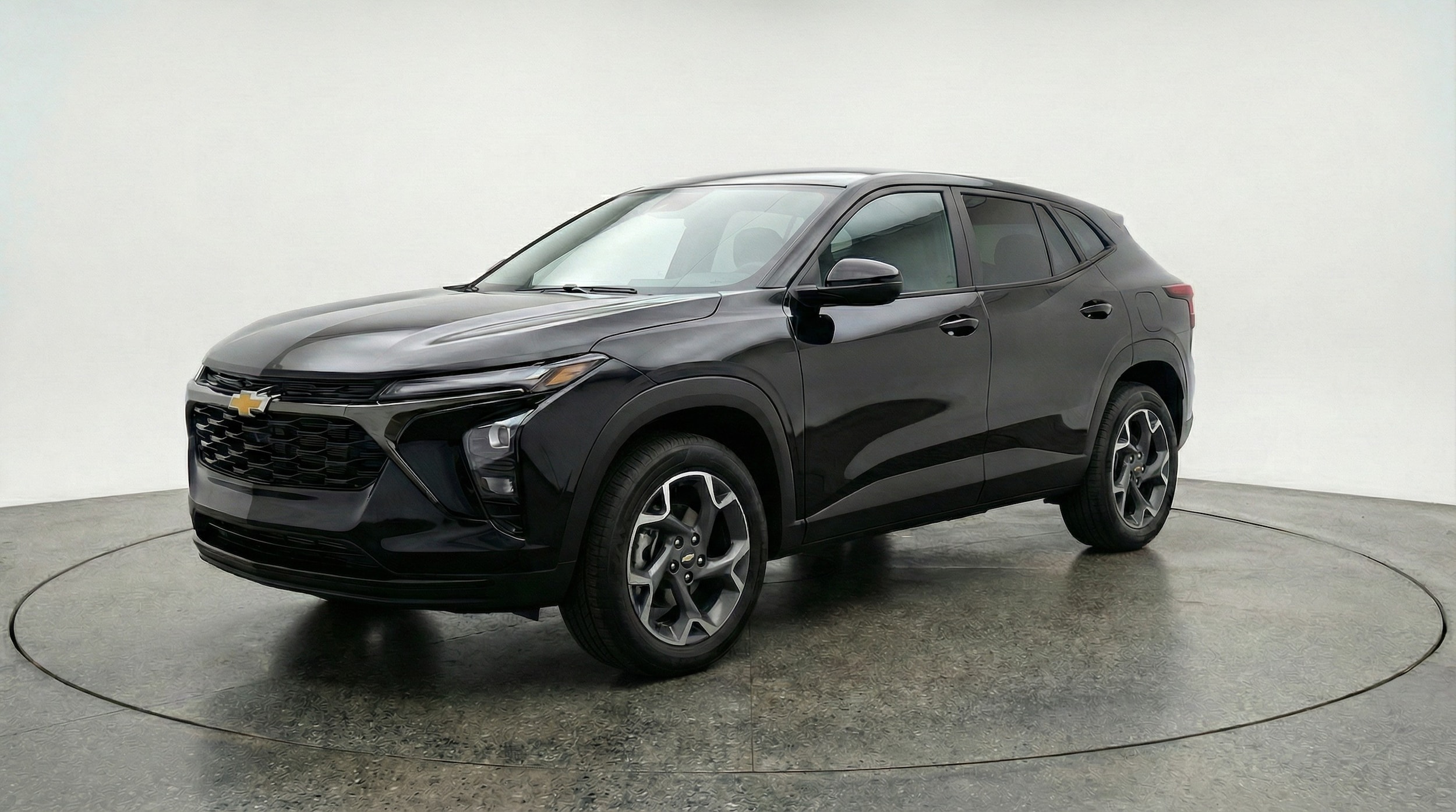 Thumbnail: 2025 Chevrolet Trax - 3