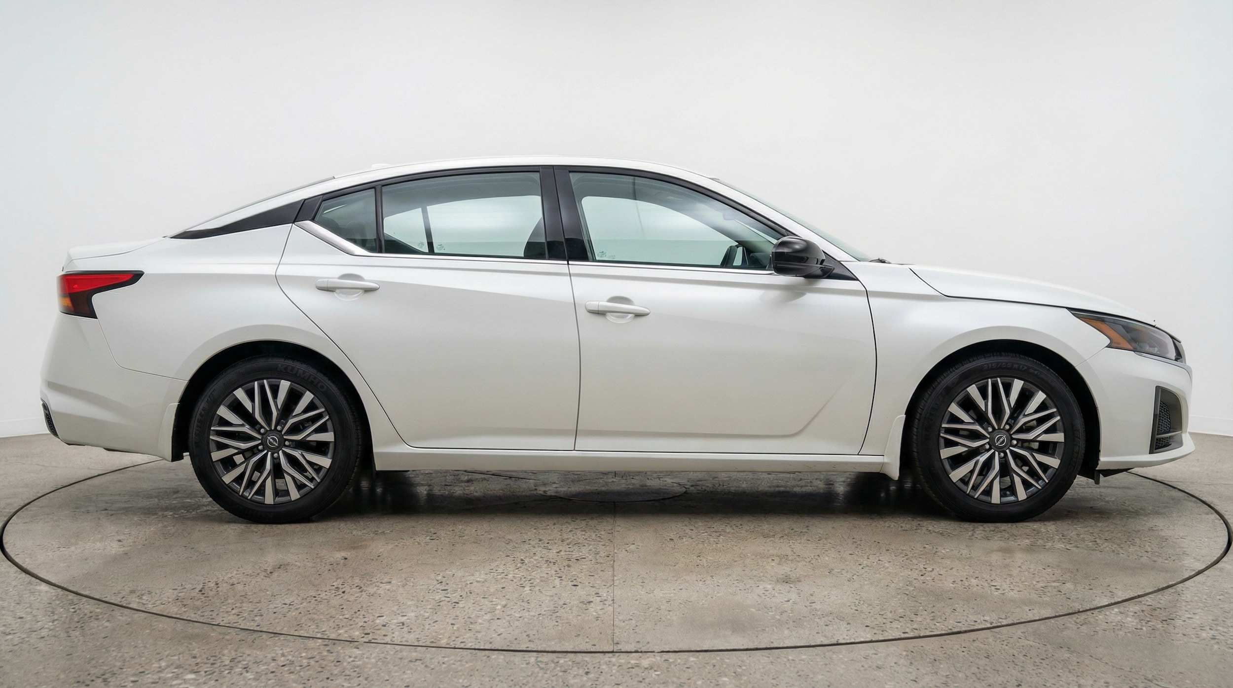 Thumbnail: 2025 Nissan Altima - 8