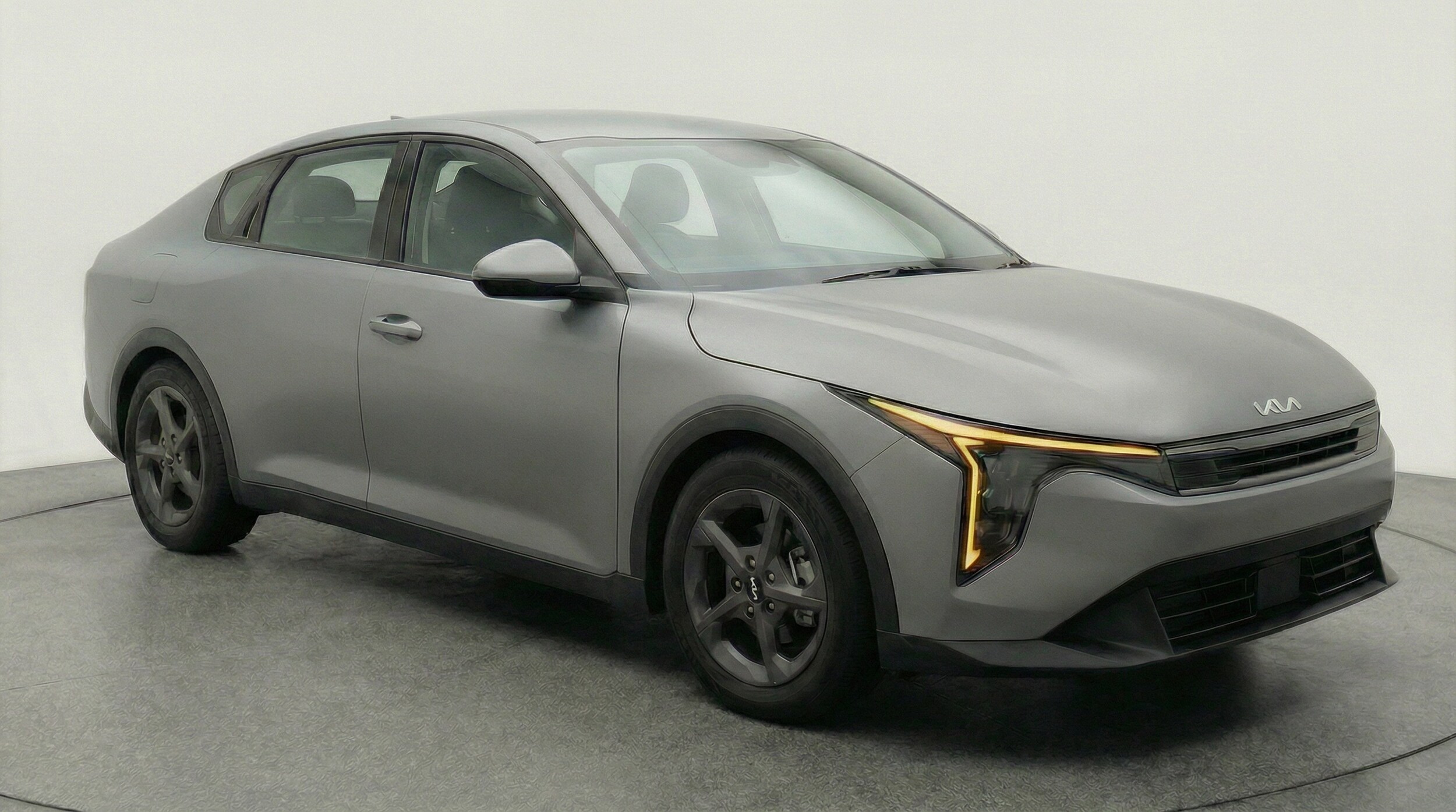 Thumbnail: 2025 Kia K4 - 1