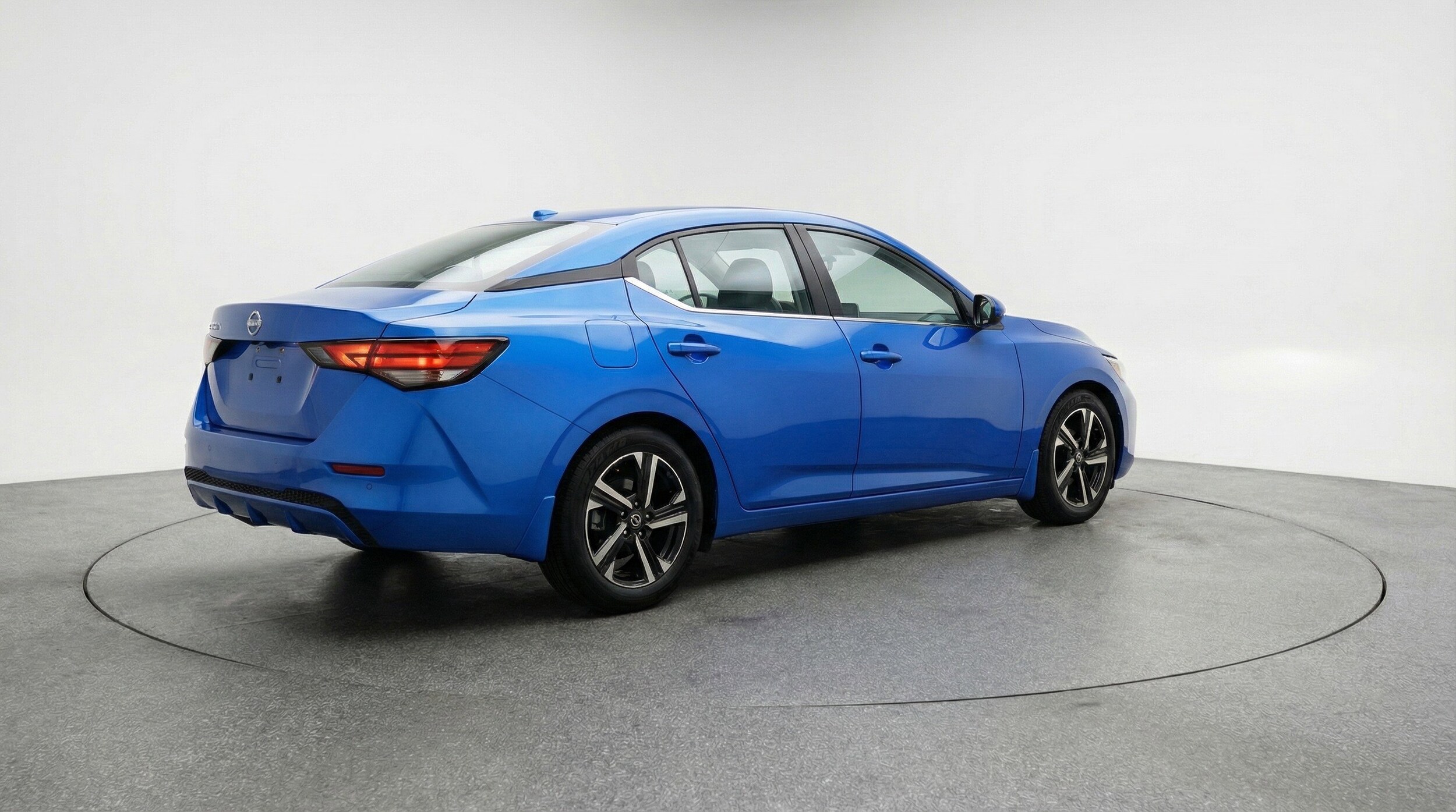 Thumbnail: 2025 Nissan Sentra - 9