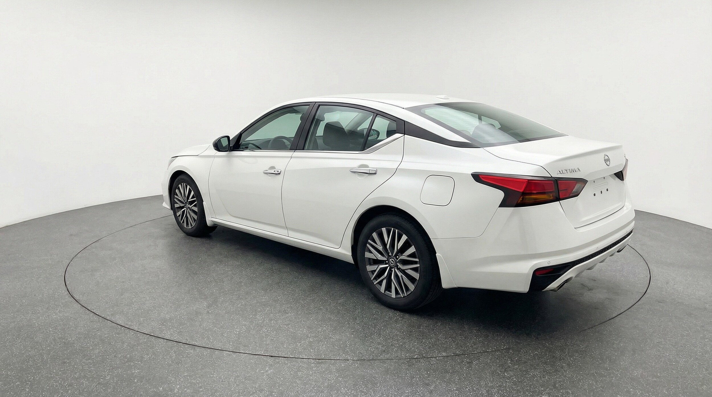 Thumbnail: 2025 Nissan Altima - 6