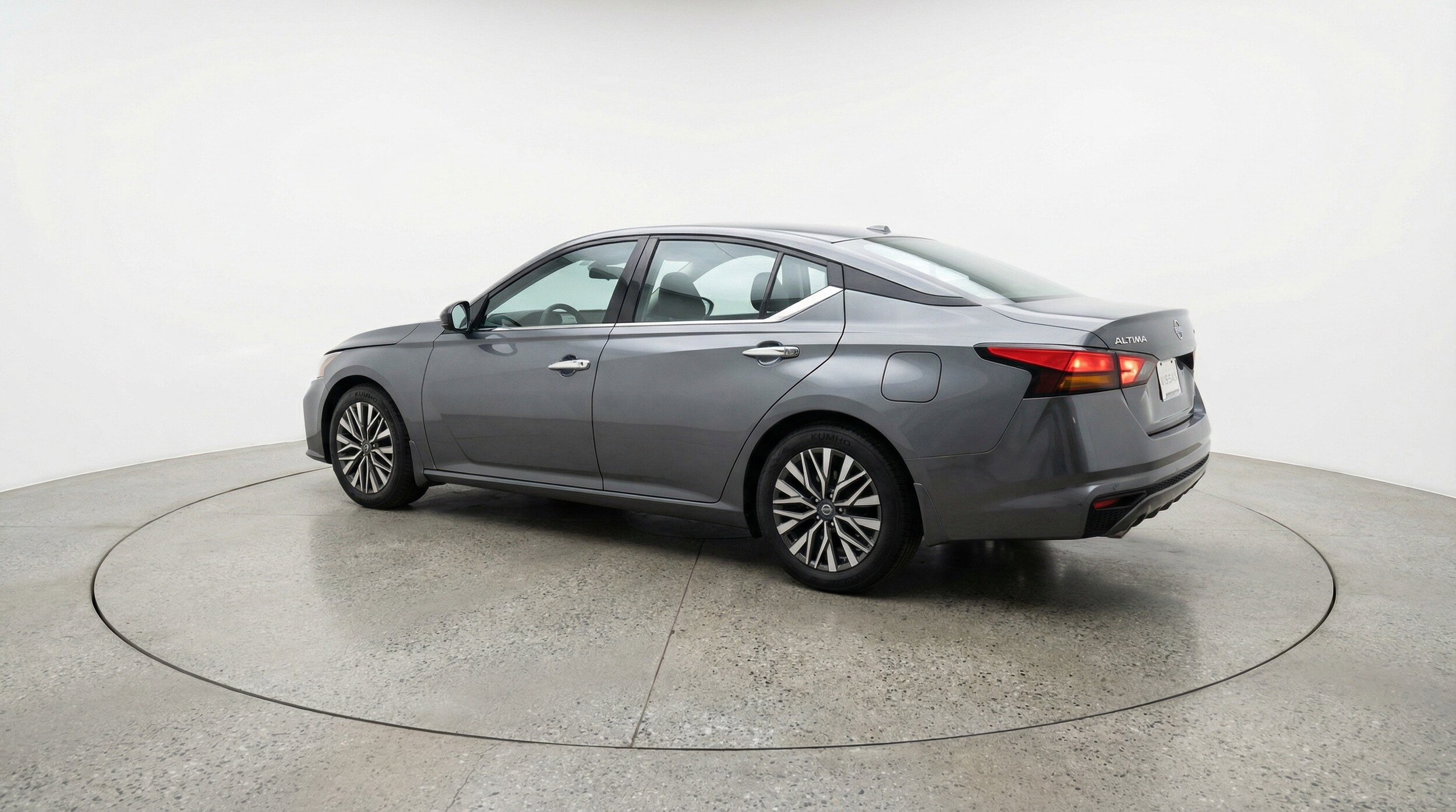 Thumbnail: 2025 Nissan Altima - 6