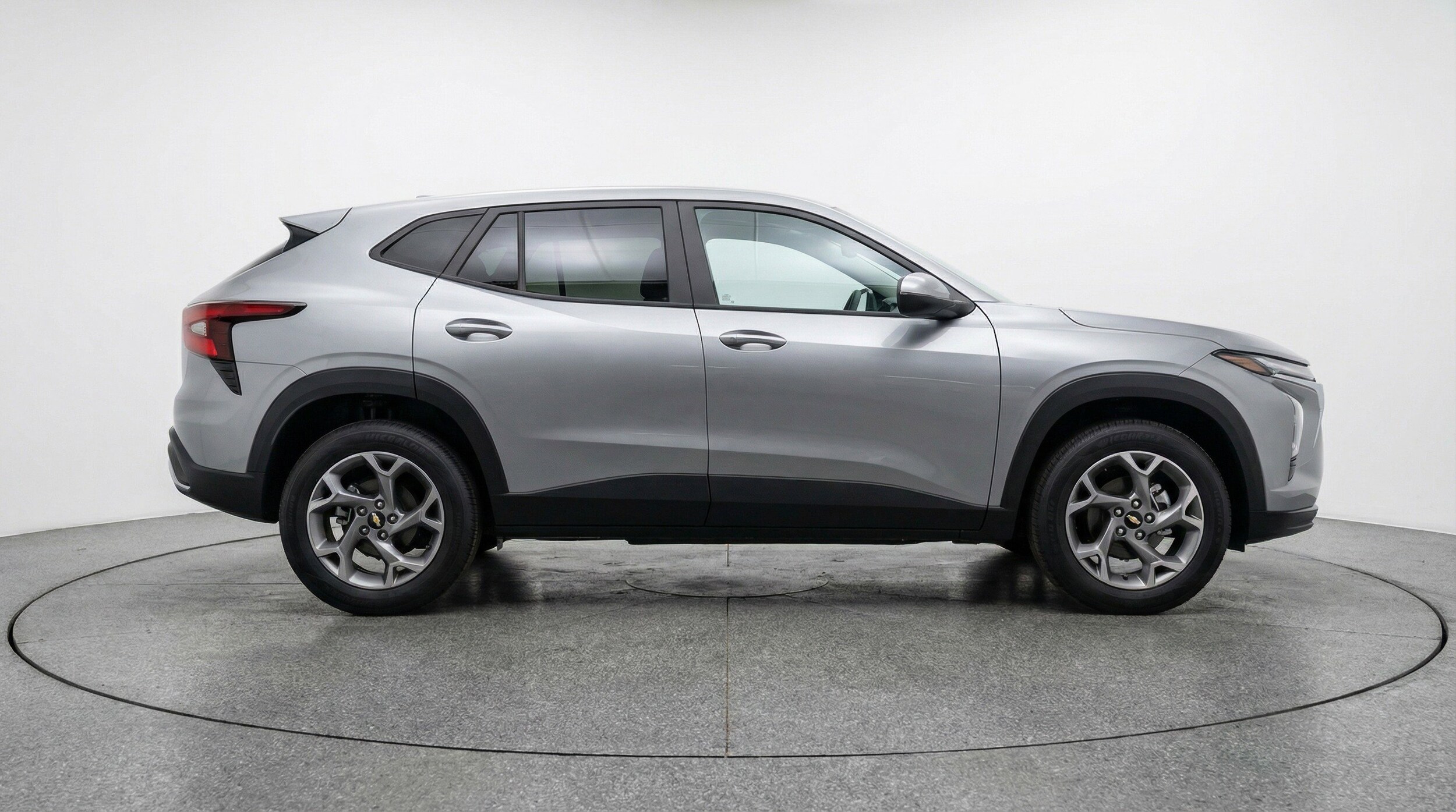 Thumbnail: 2025 Chevrolet Trax - 11