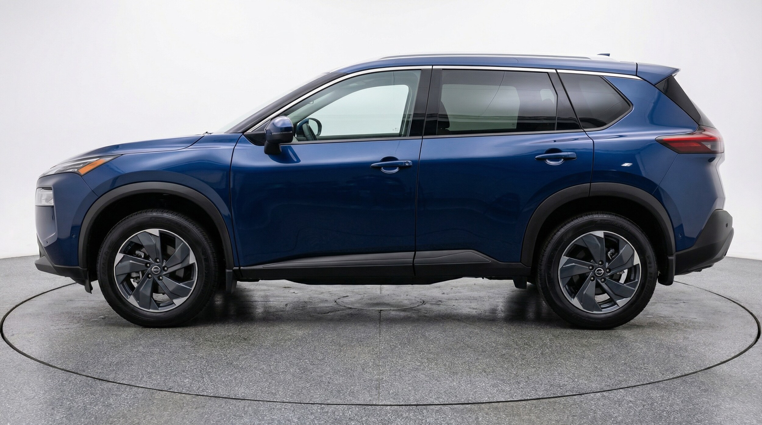 Thumbnail: 2025 Nissan Rogue - 4