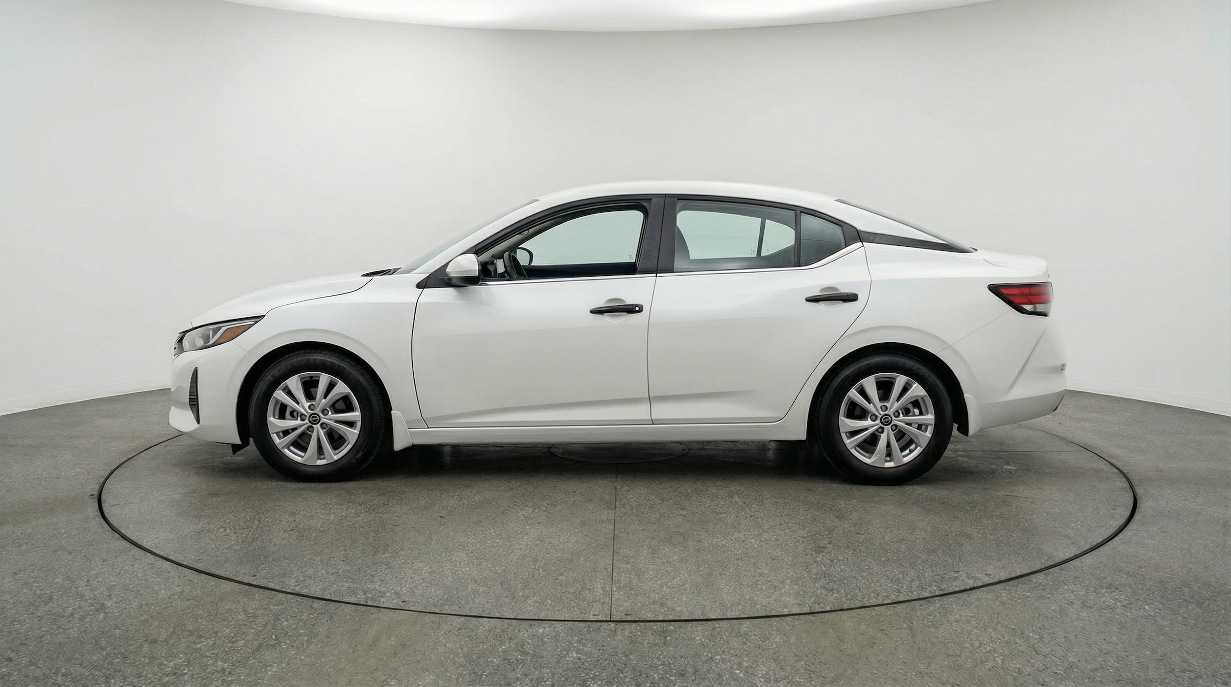 Thumbnail: 2025 Nissan Sentra - 4