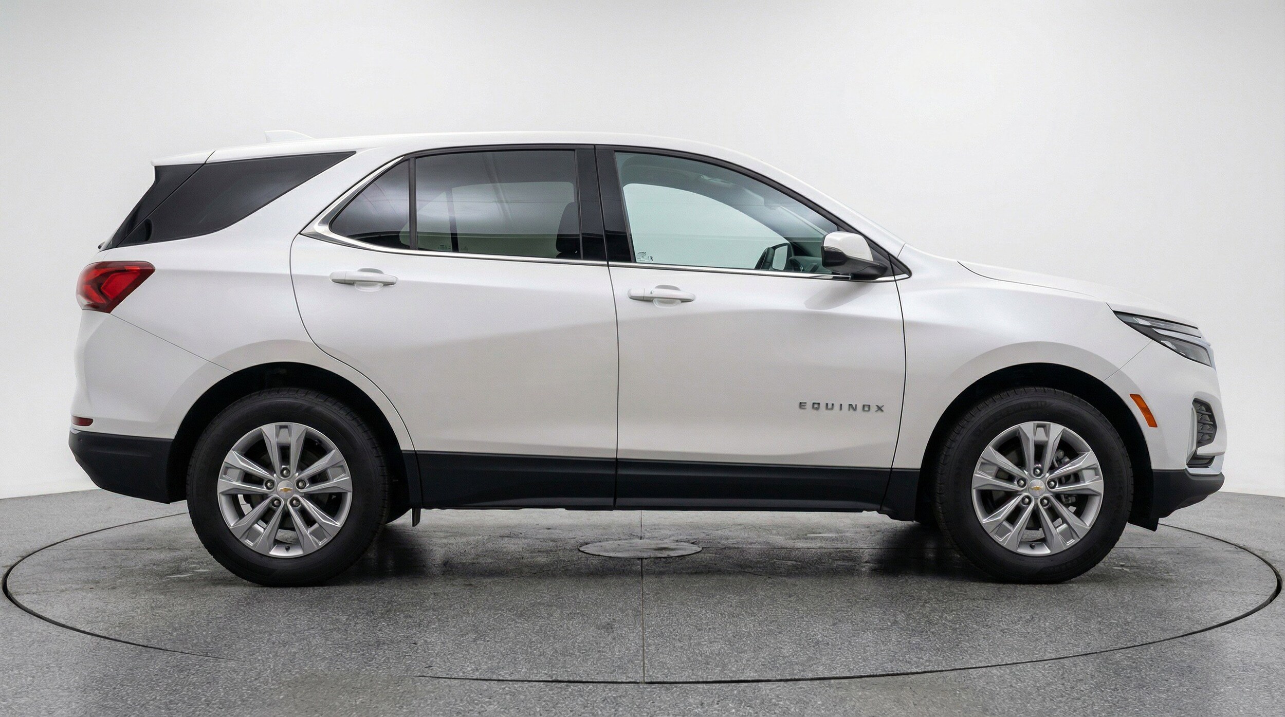 Thumbnail: 2025 Chevrolet Equinox - 11