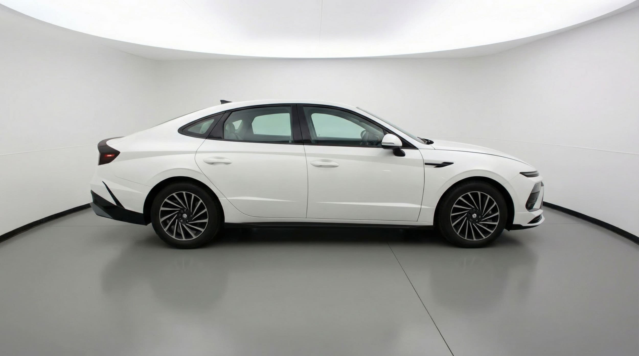 Thumbnail: 2025 Hyundai Sonata - 8