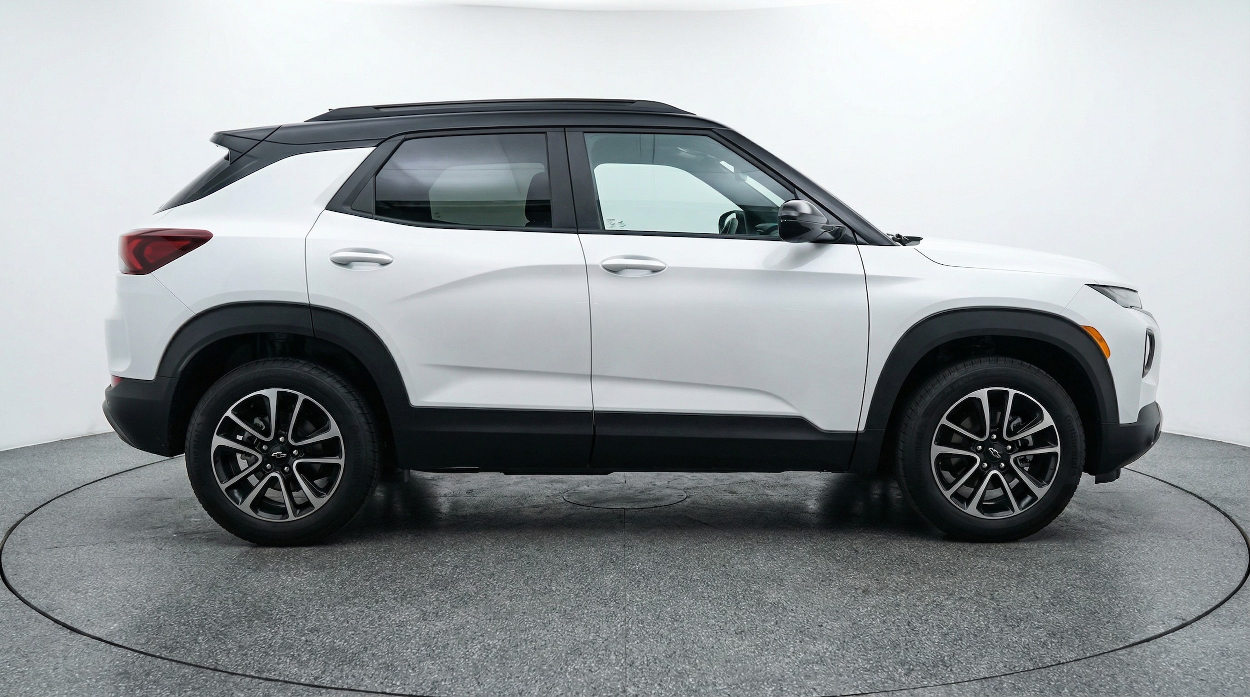 Thumbnail: 2025 Chevrolet TrailBlazer - 8