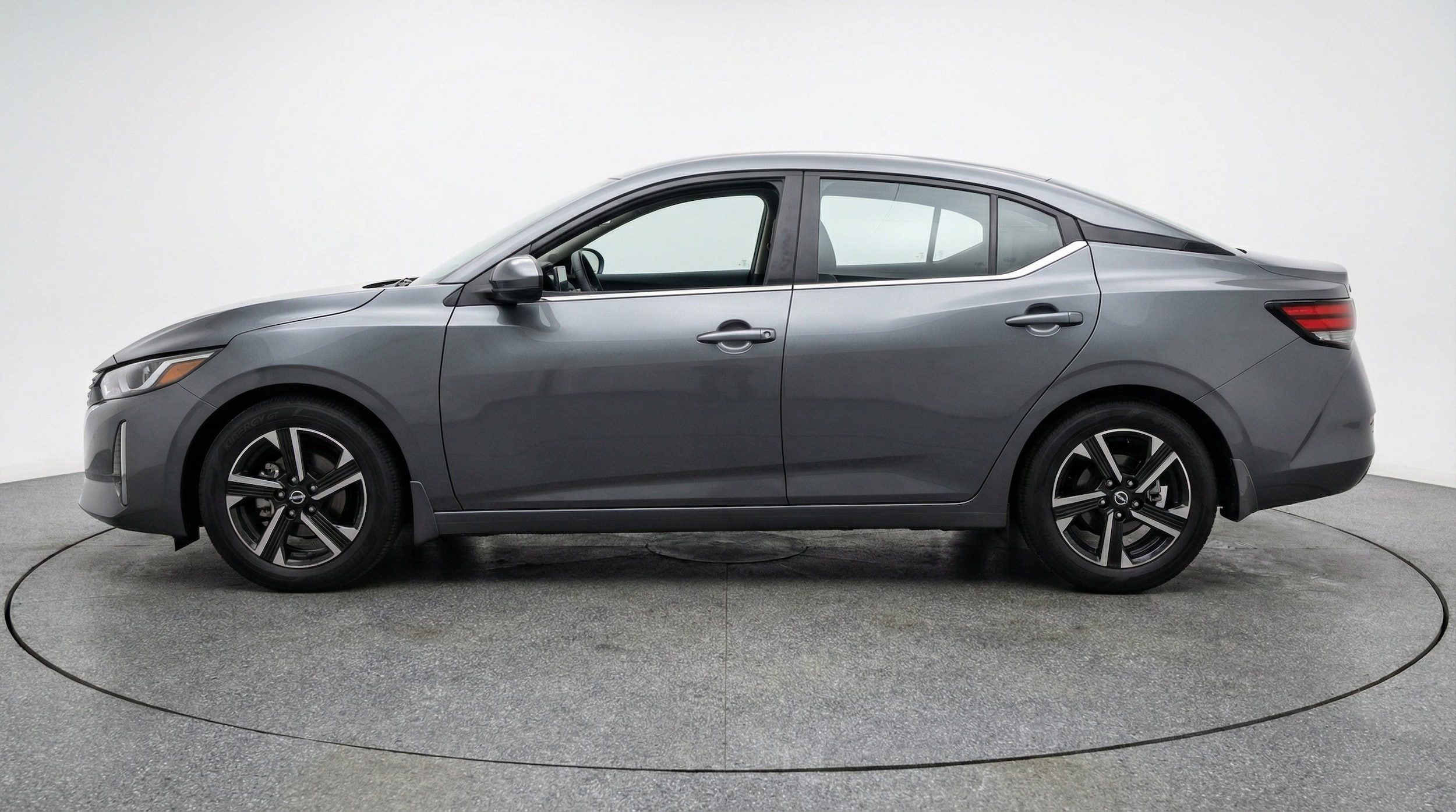 Thumbnail: 2025 Nissan Sentra - 4