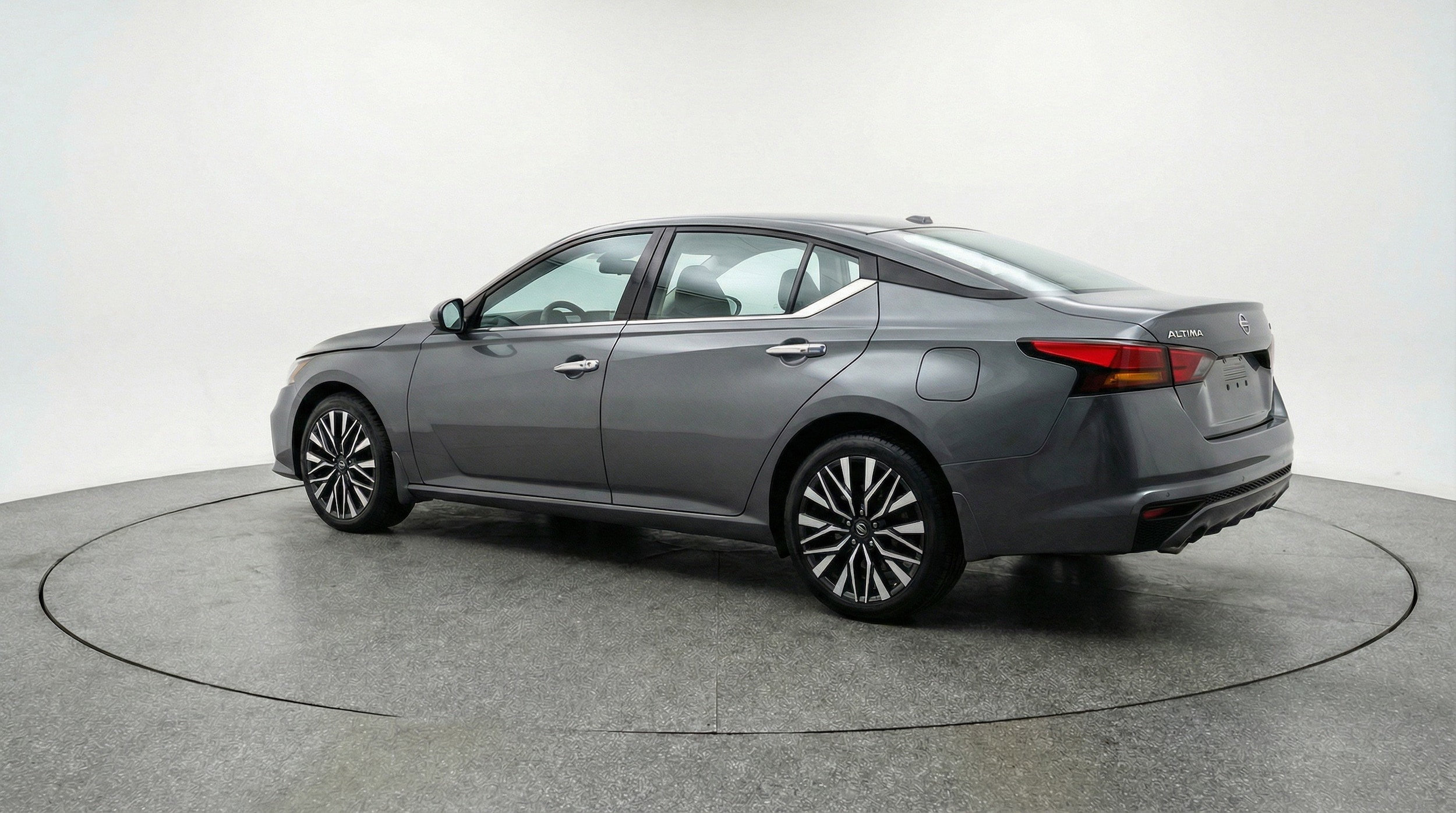 Thumbnail: 2025 Nissan Altima - 6