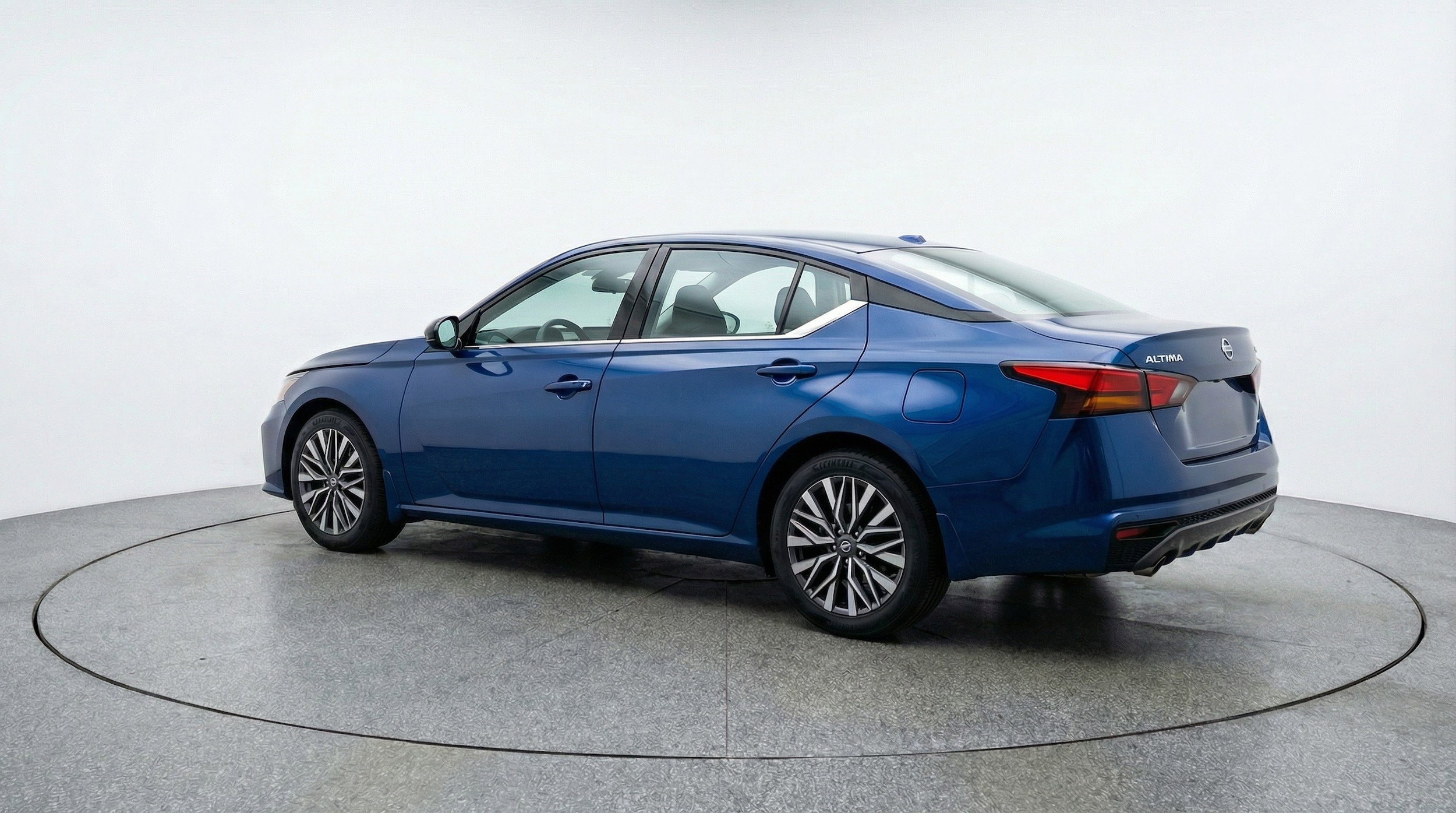 Thumbnail: 2025 Nissan Altima - 6