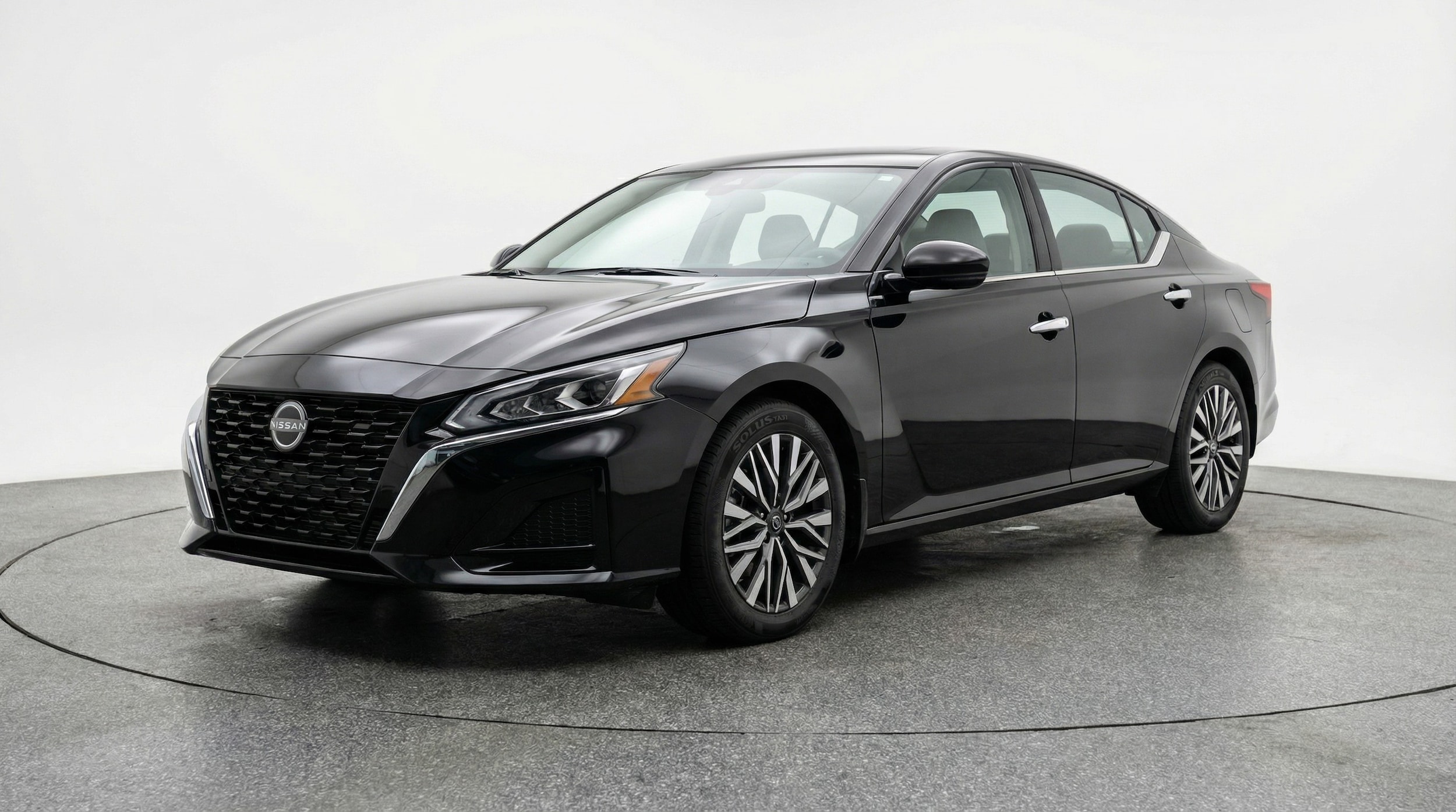 Thumbnail: 2025 Nissan Altima - 3