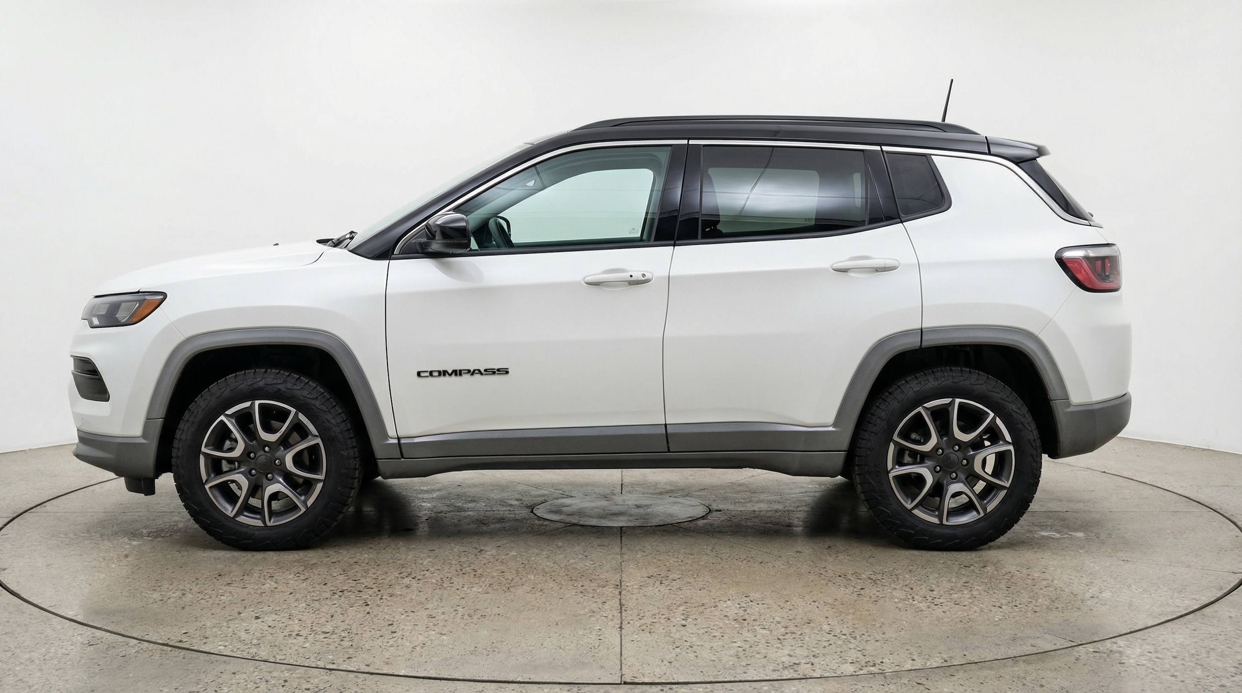 Thumbnail: 2025 Jeep Compass - 4