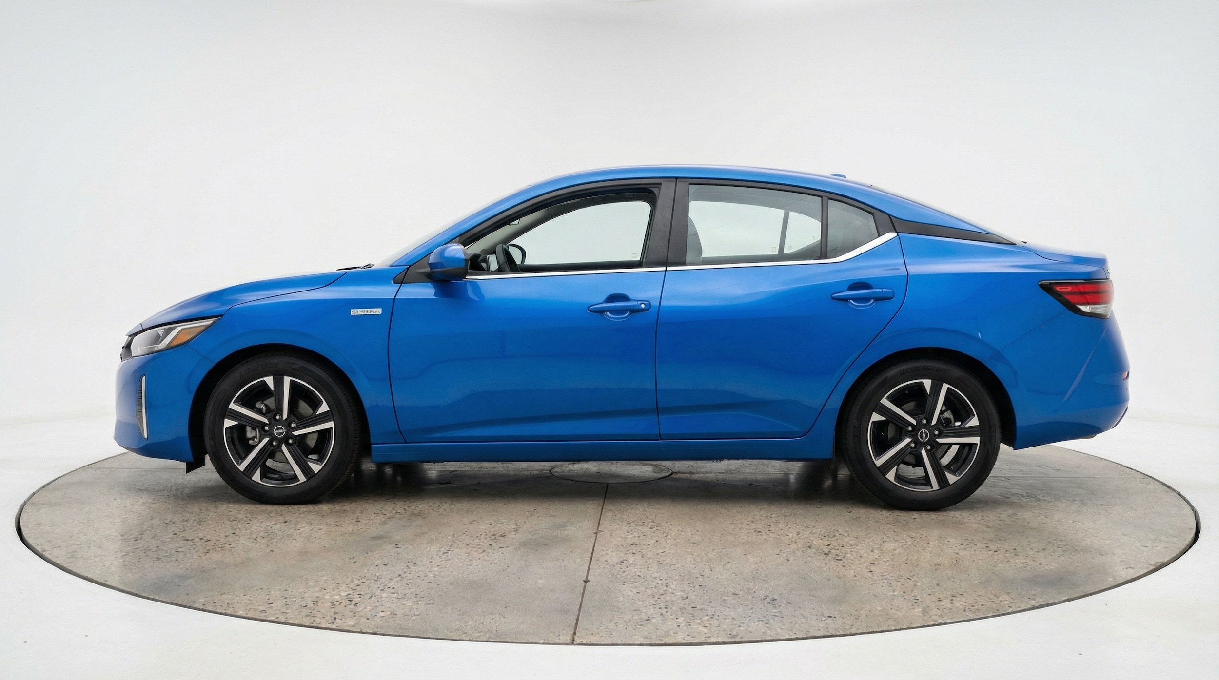 Thumbnail: 2025 Nissan Sentra - 4