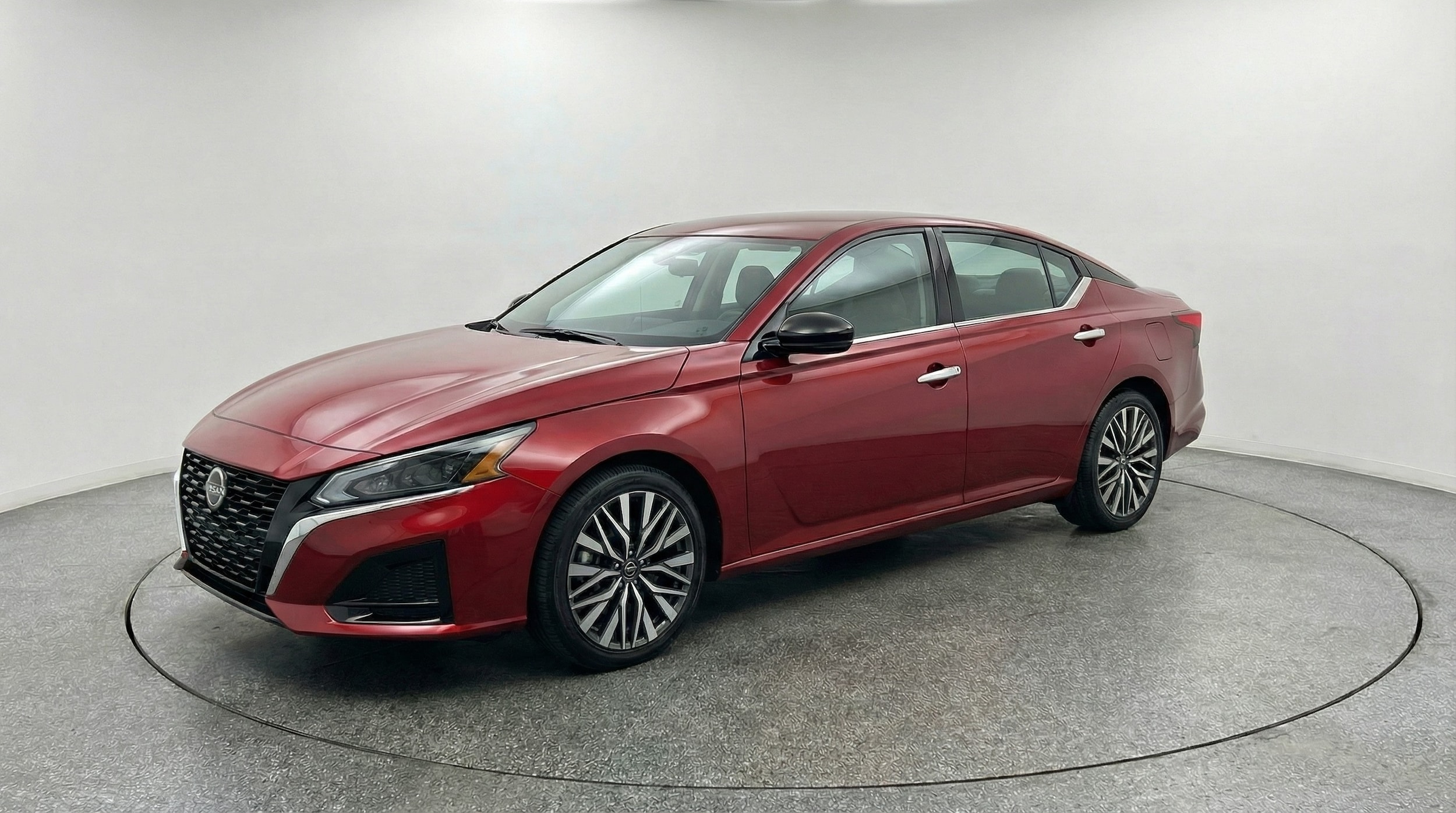 Thumbnail: 2025 Nissan Altima - 3