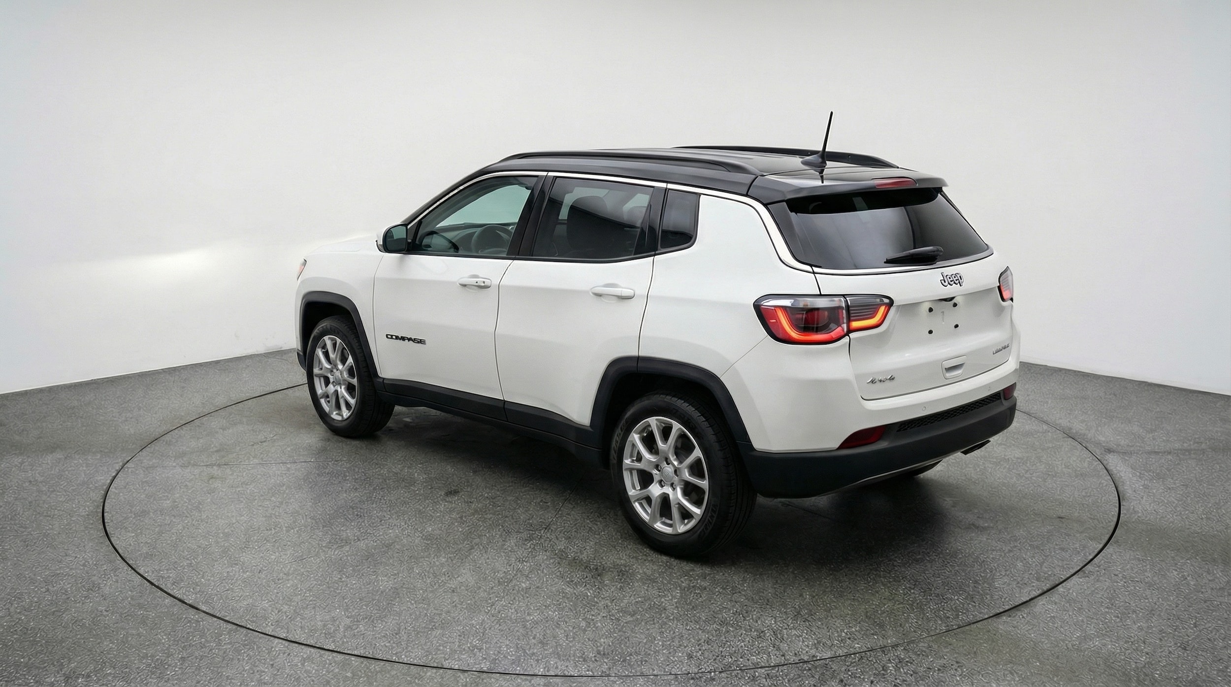 Thumbnail: 2025 Jeep Compass - 5