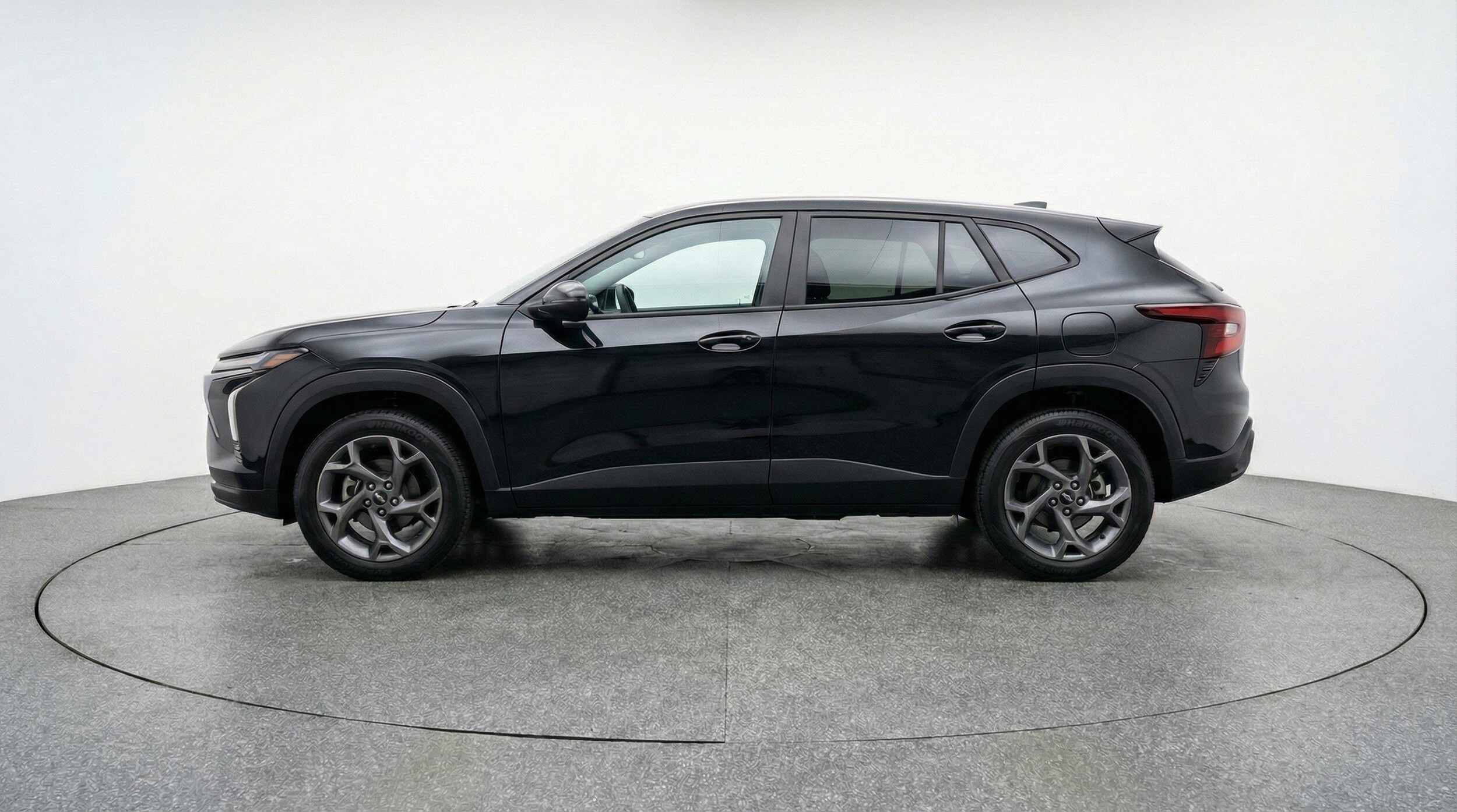 Thumbnail: 2025 Chevrolet Trax - 5