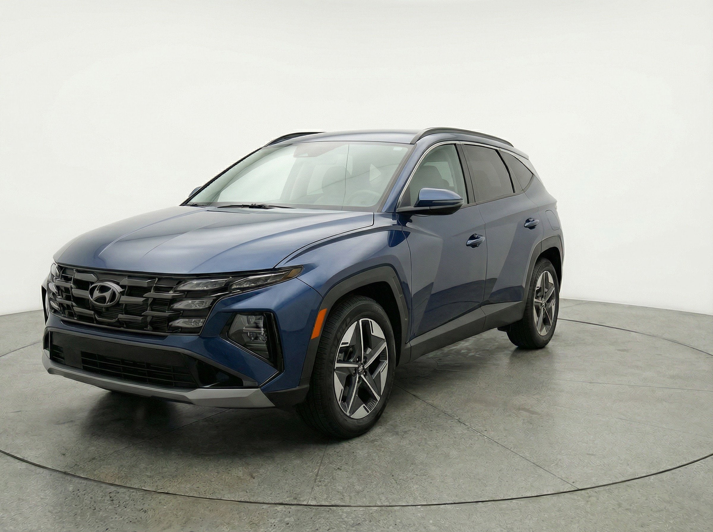 Thumbnail: 2025 Hyundai Tucson - 3