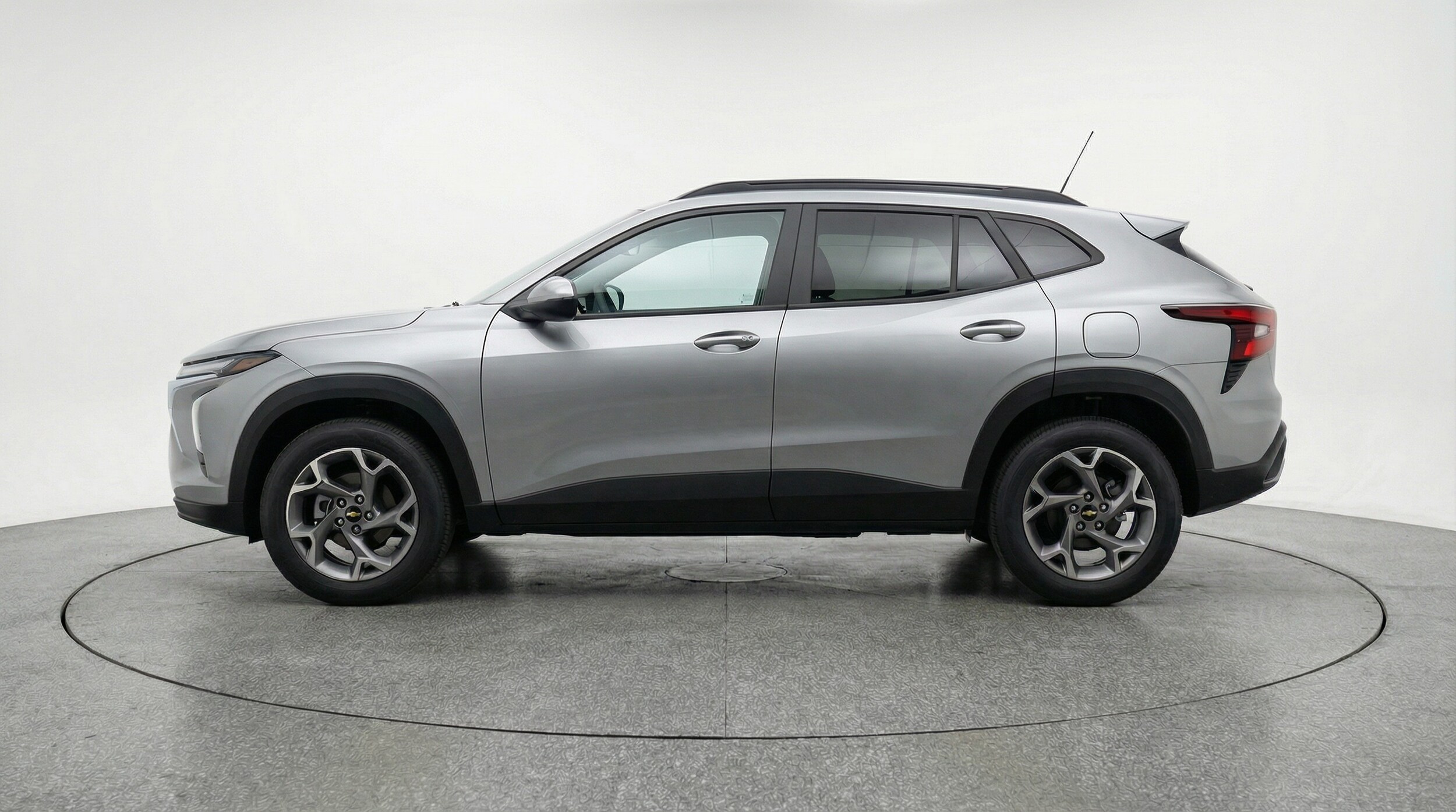 Thumbnail: 2025 Chevrolet Trax - 4