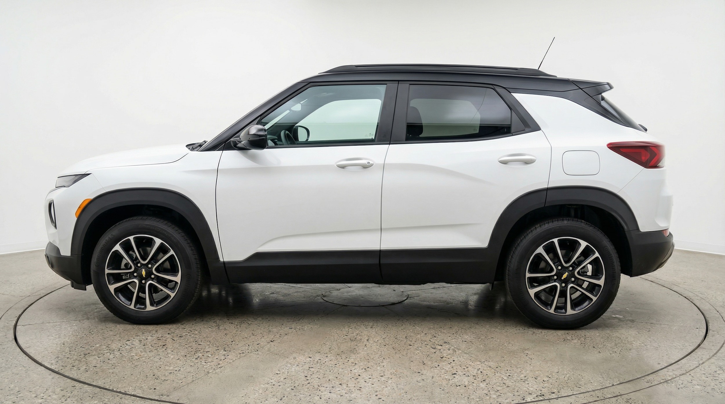 Thumbnail: 2025 Chevrolet TrailBlazer - 4