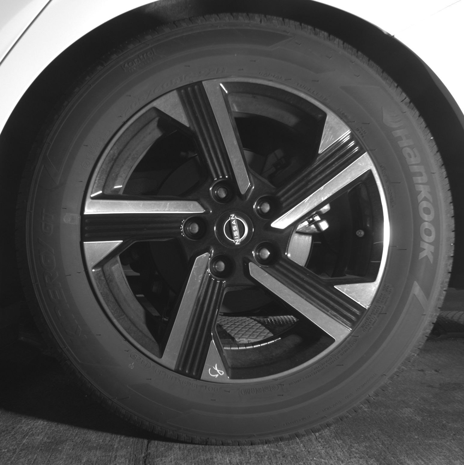 Thumbnail: 2025 Nissan Sentra - 14