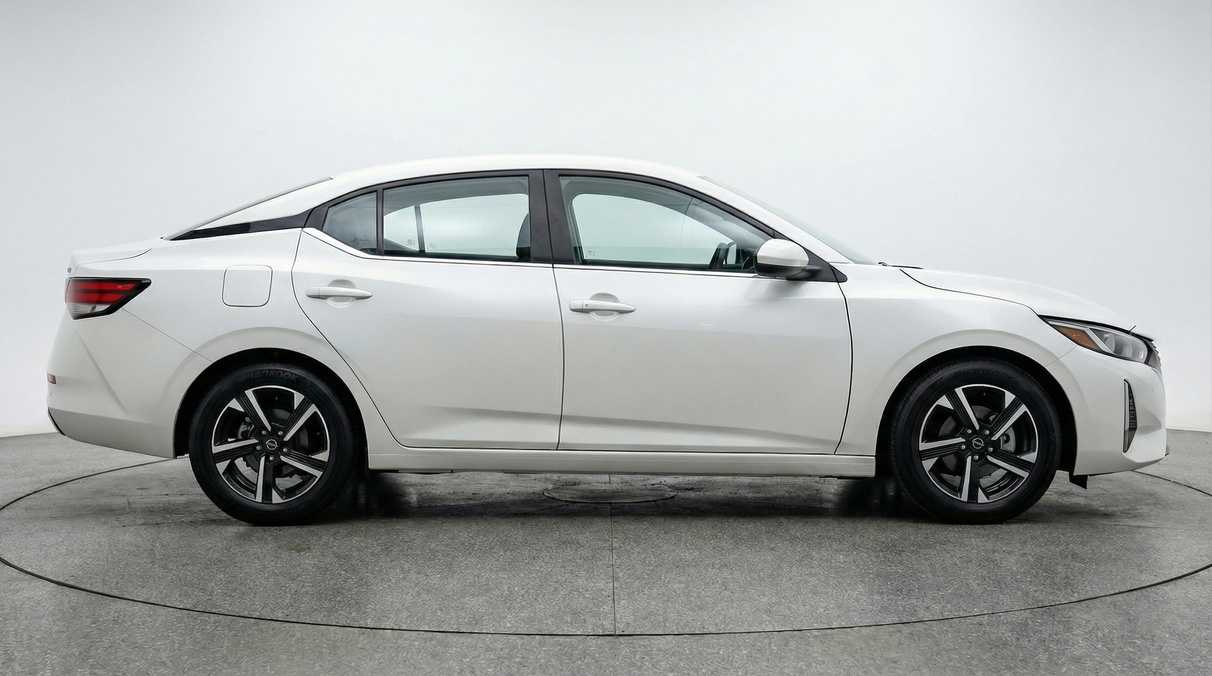 Thumbnail: 2025 Nissan Sentra - 8