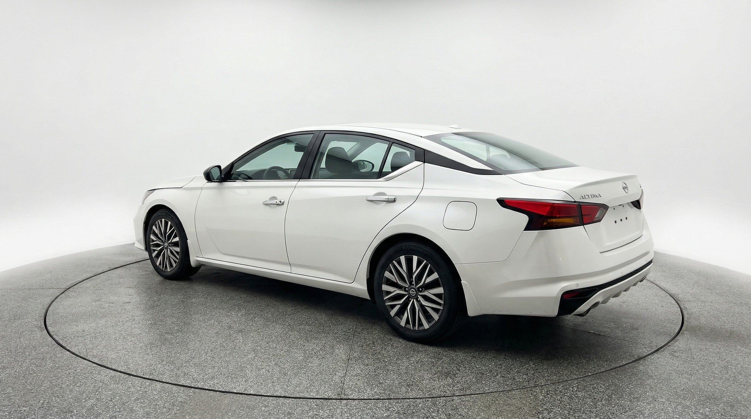 Thumbnail: 2025 Nissan Altima - 5