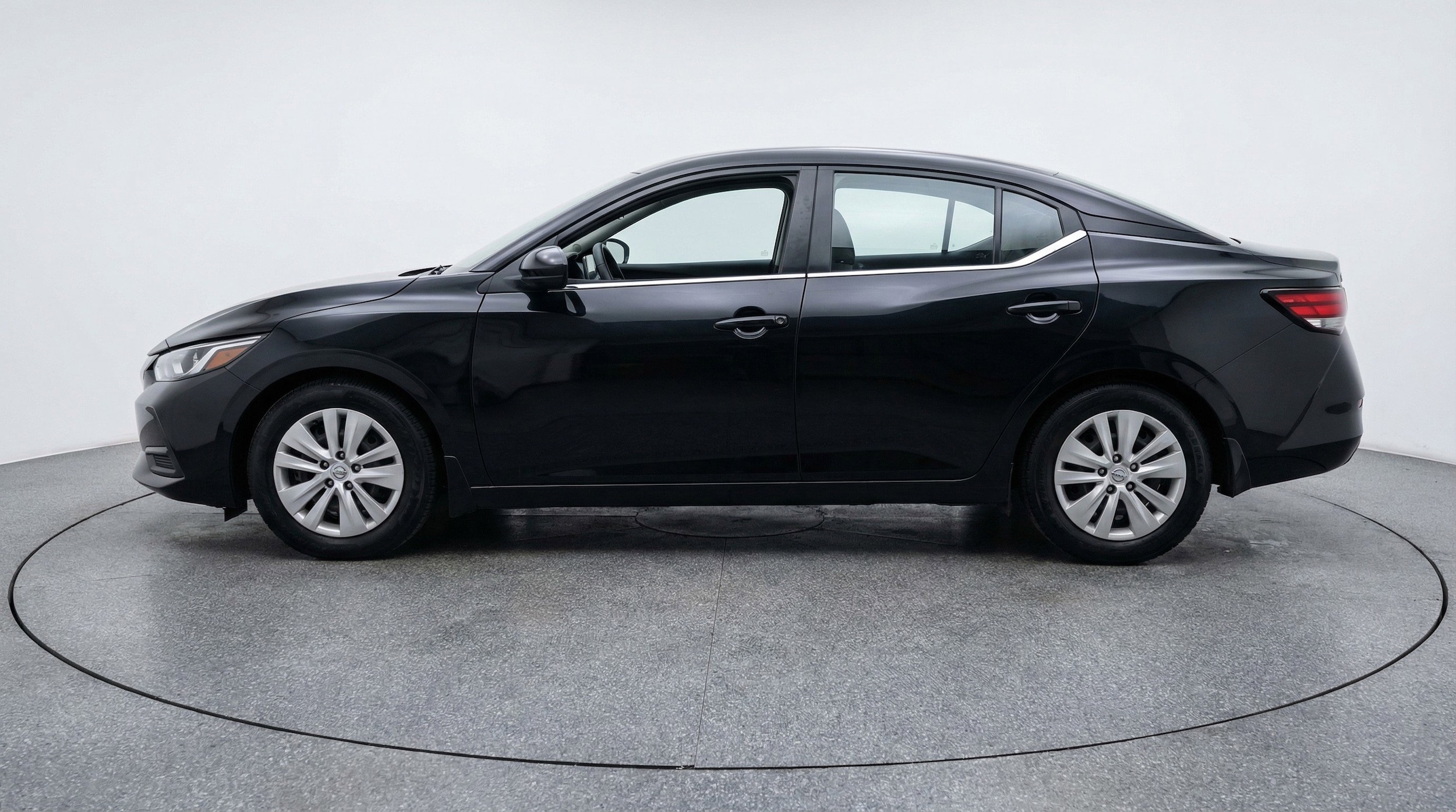 Thumbnail: 2025 Nissan Sentra - 5