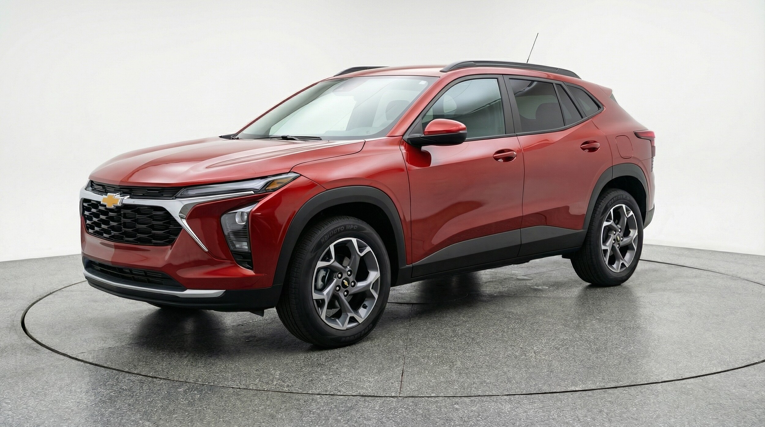 Thumbnail: 2025 Chevrolet Trax - 3