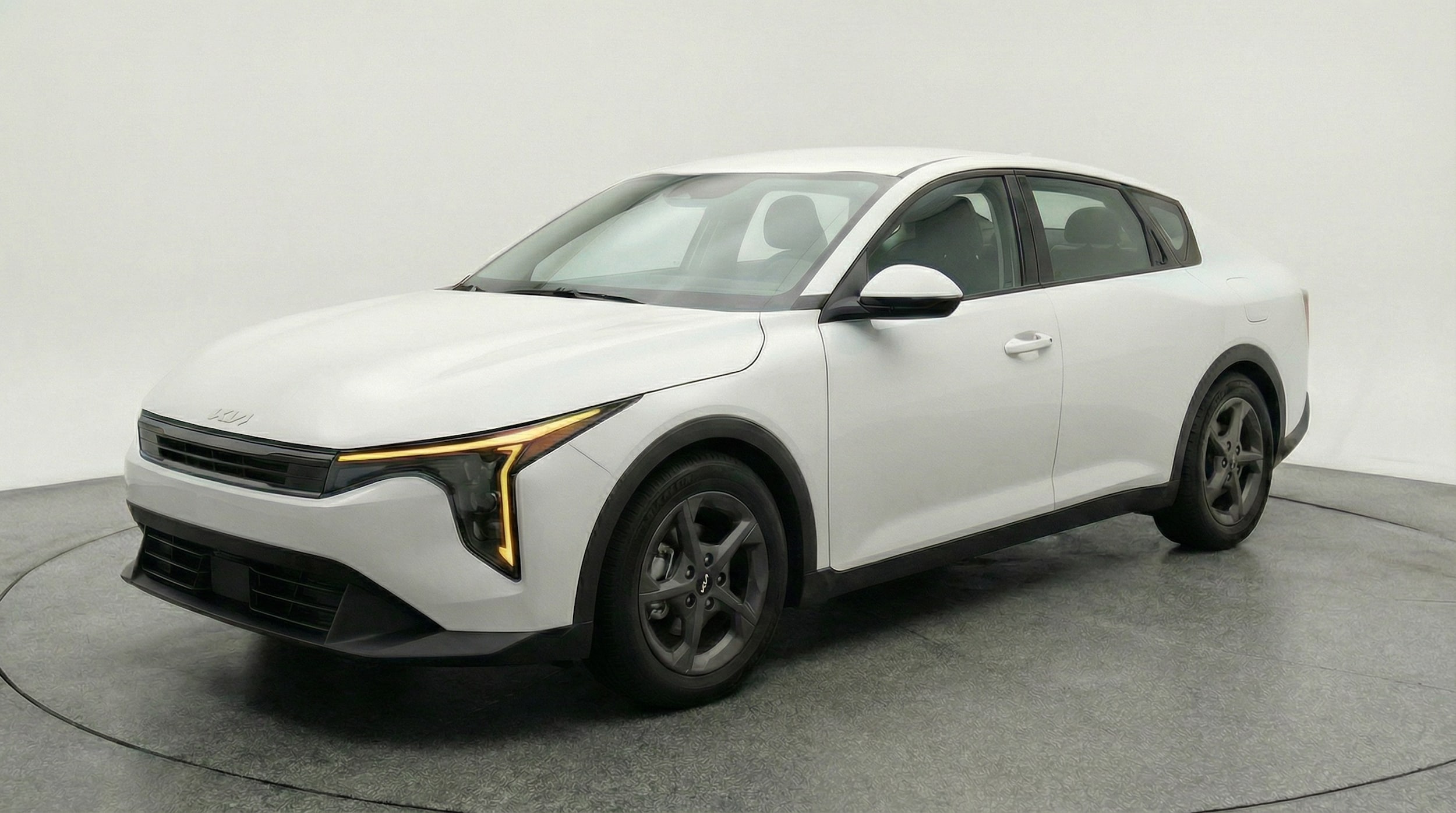 Thumbnail: 2025 Kia K4 - 3