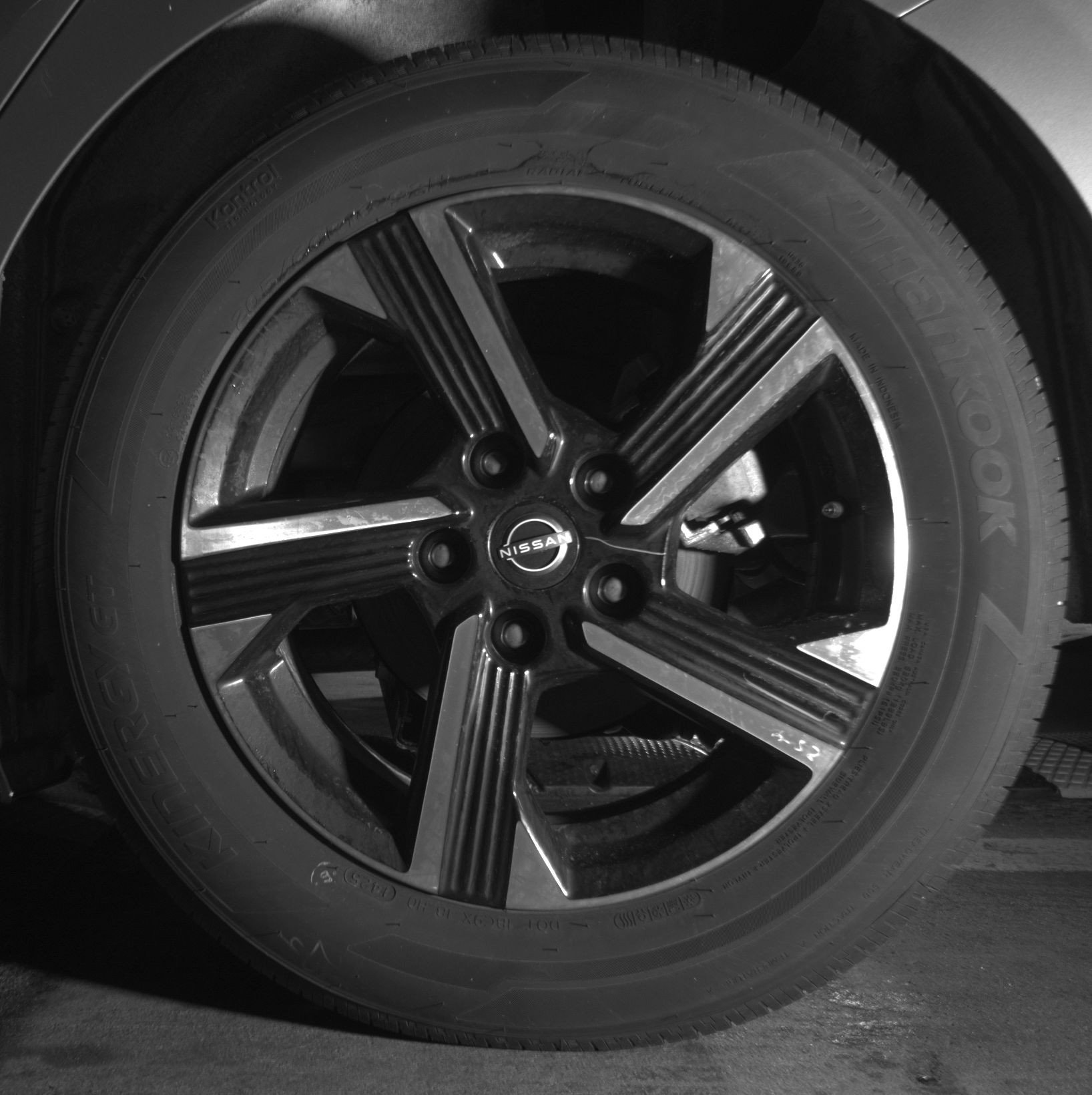 Thumbnail: 2025 Nissan Sentra - 13