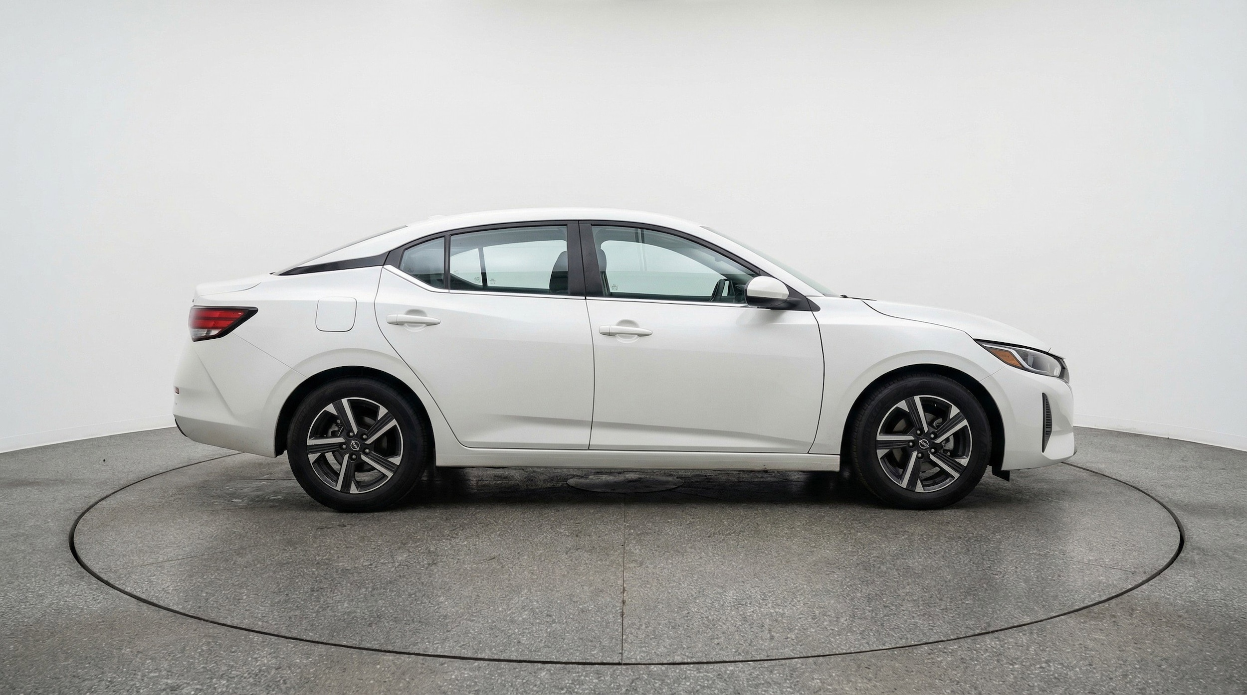 Thumbnail: 2025 Nissan Sentra - 11