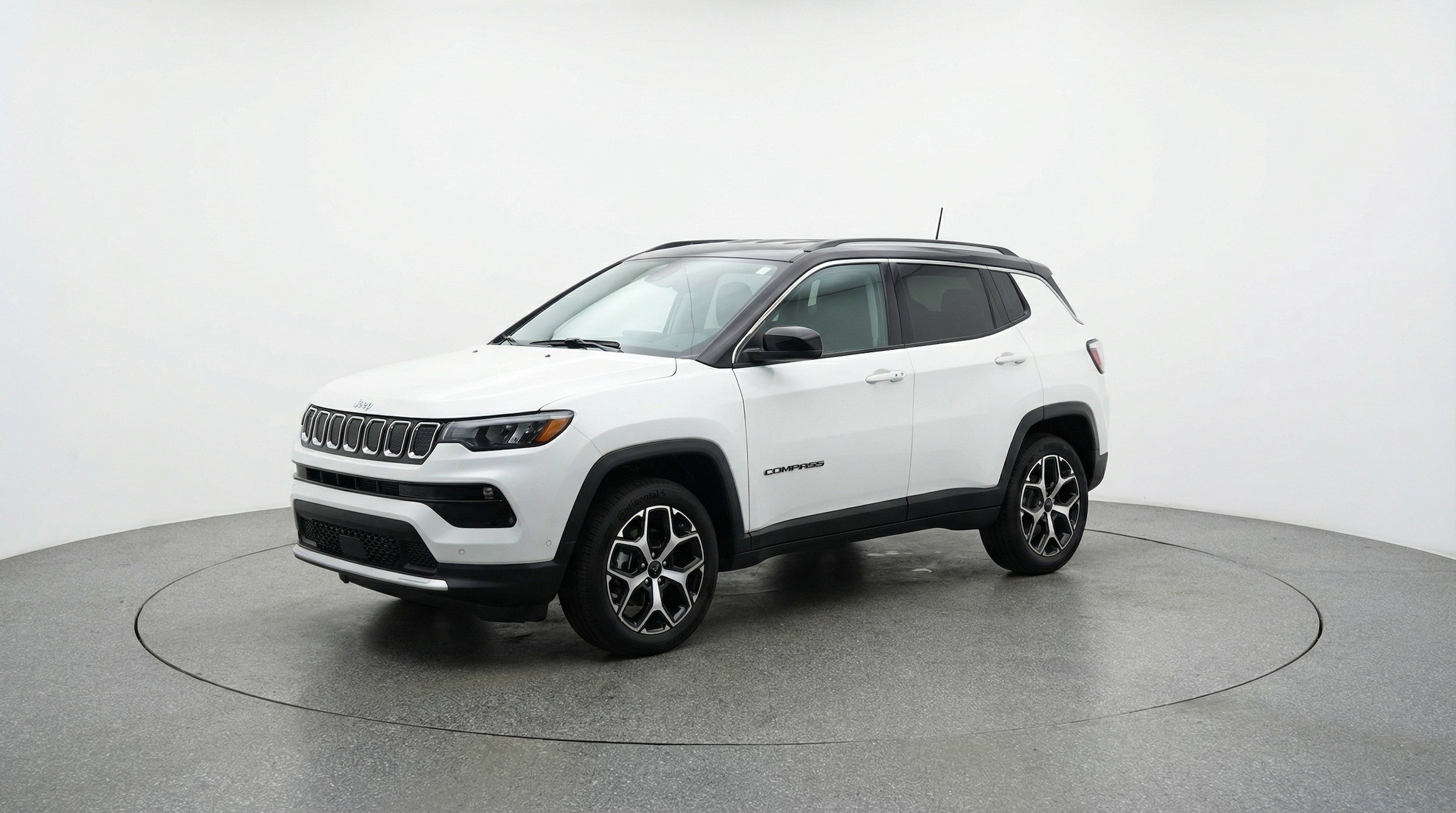 Thumbnail: 2025 Jeep Compass - 3