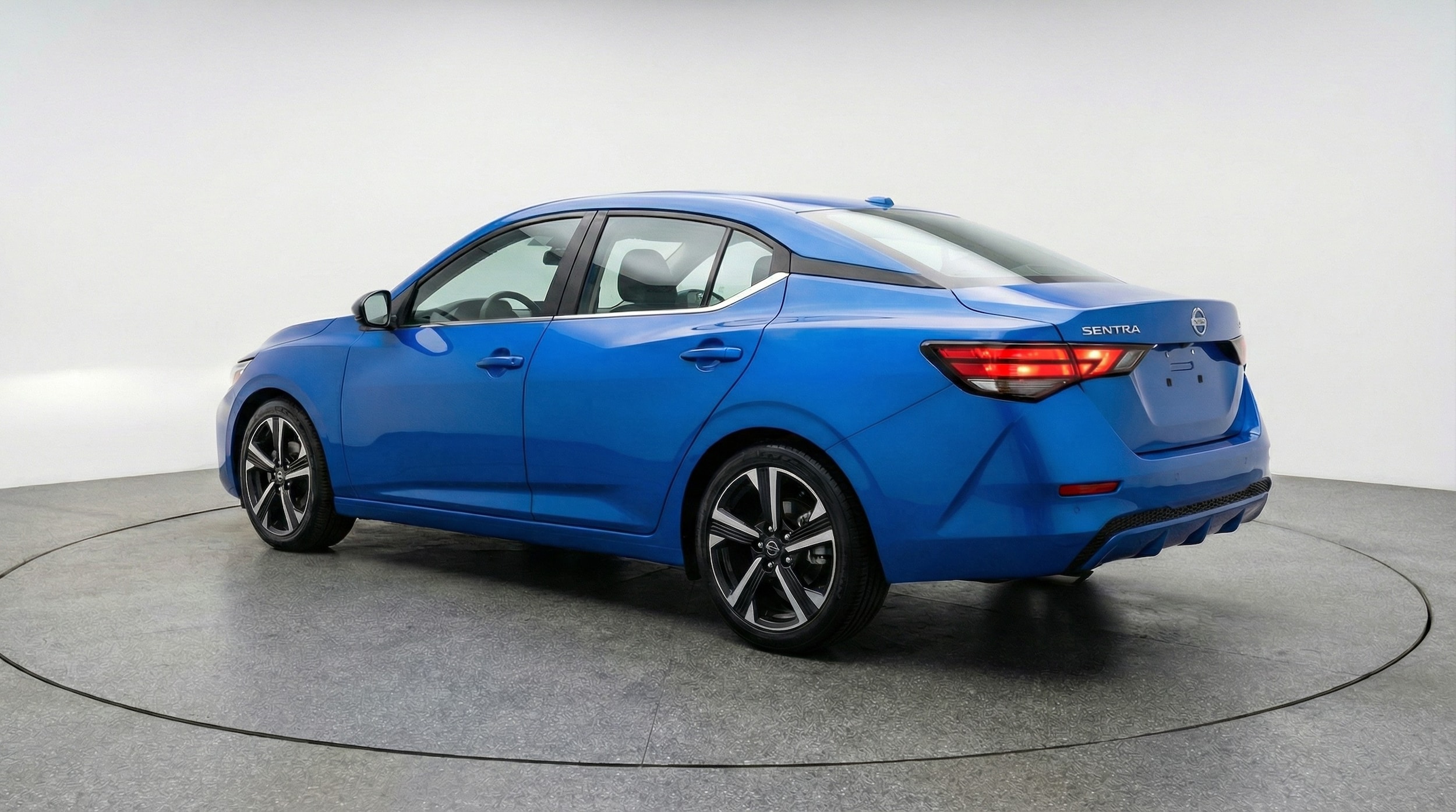 Thumbnail: 2025 Nissan Sentra - 5