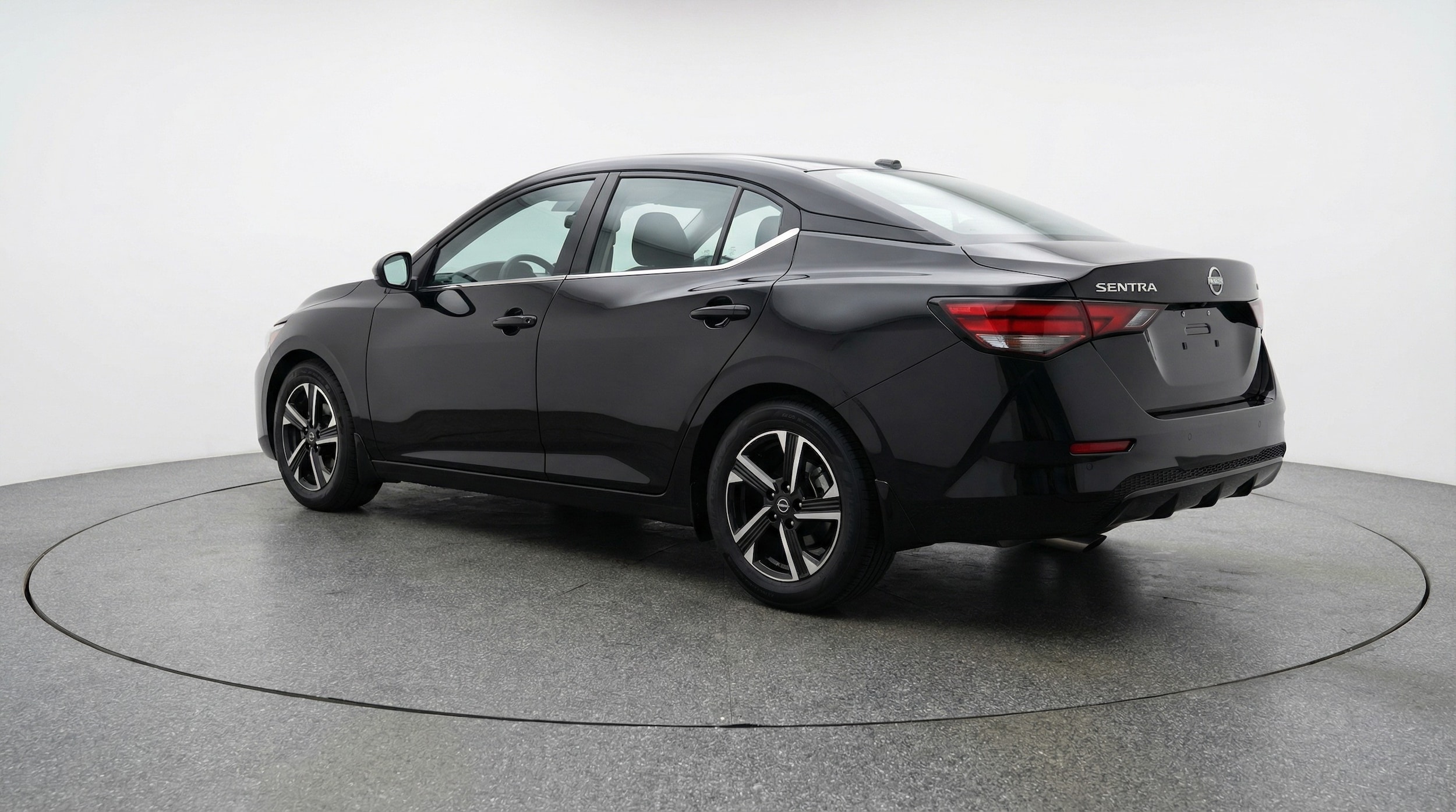 Thumbnail: 2025 Nissan Sentra - 5