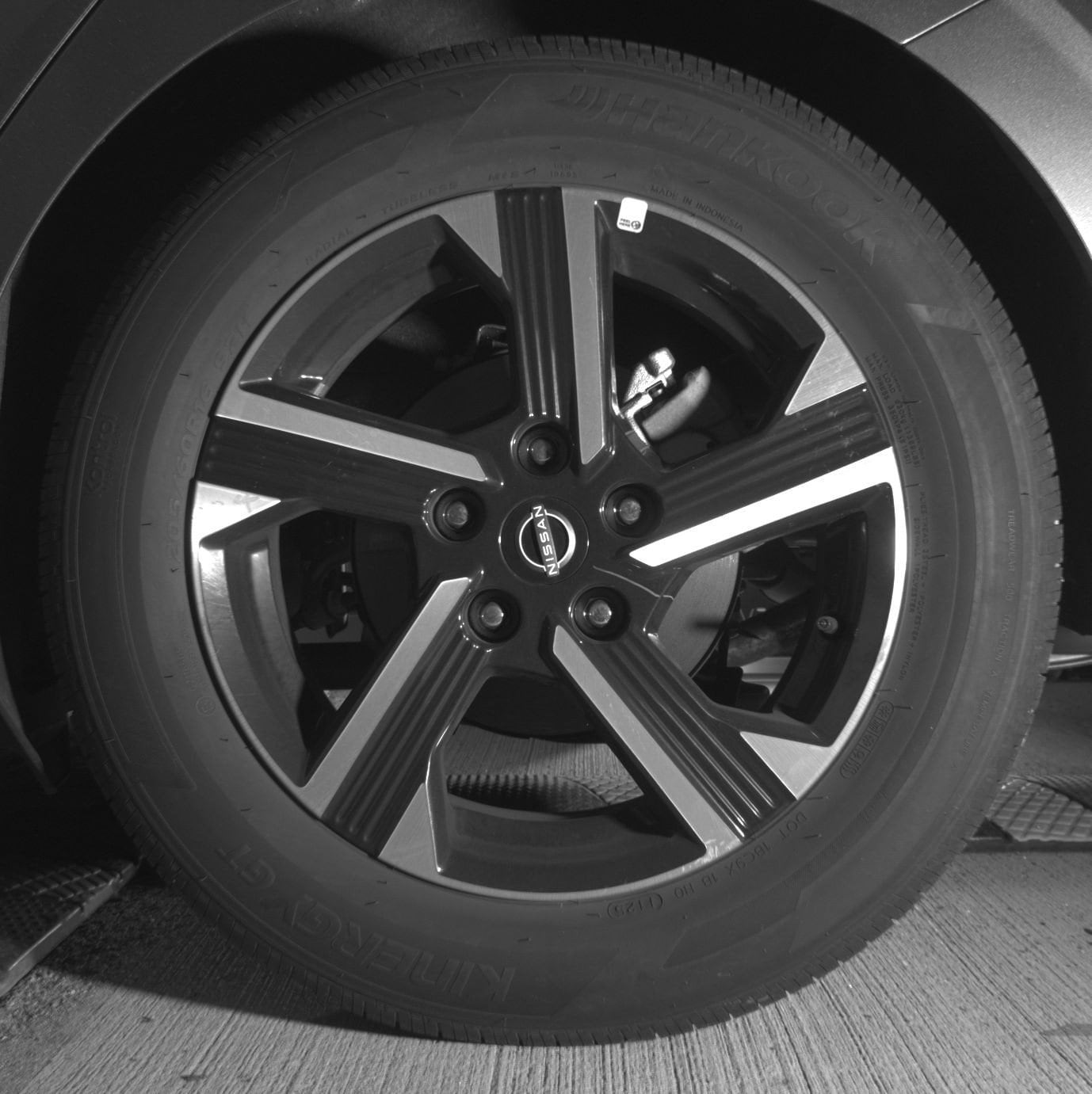 Thumbnail: 2025 Nissan Sentra - 14