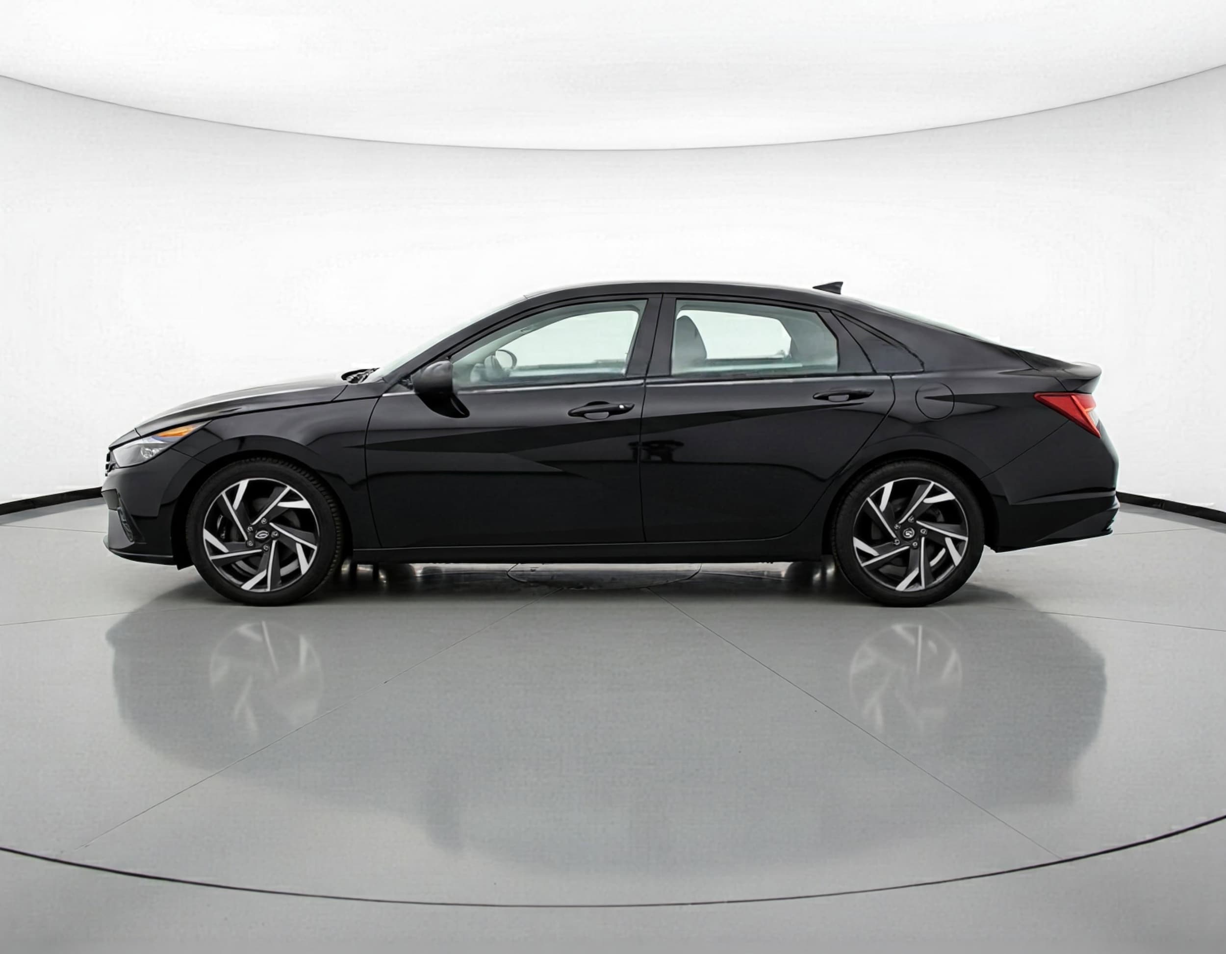 Thumbnail: 2025 Hyundai Elantra - 5