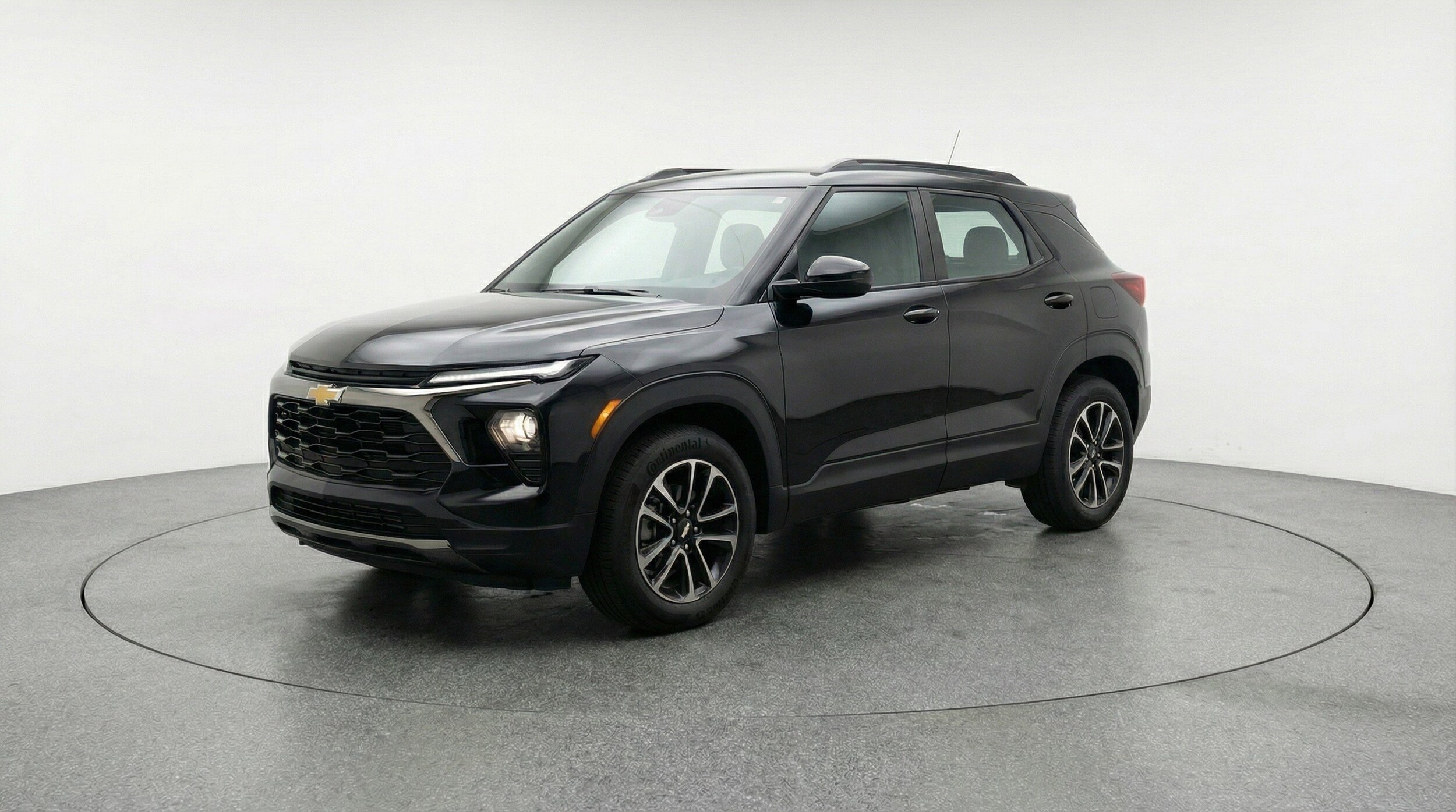 Thumbnail: 2025 Chevrolet TrailBlazer - 3