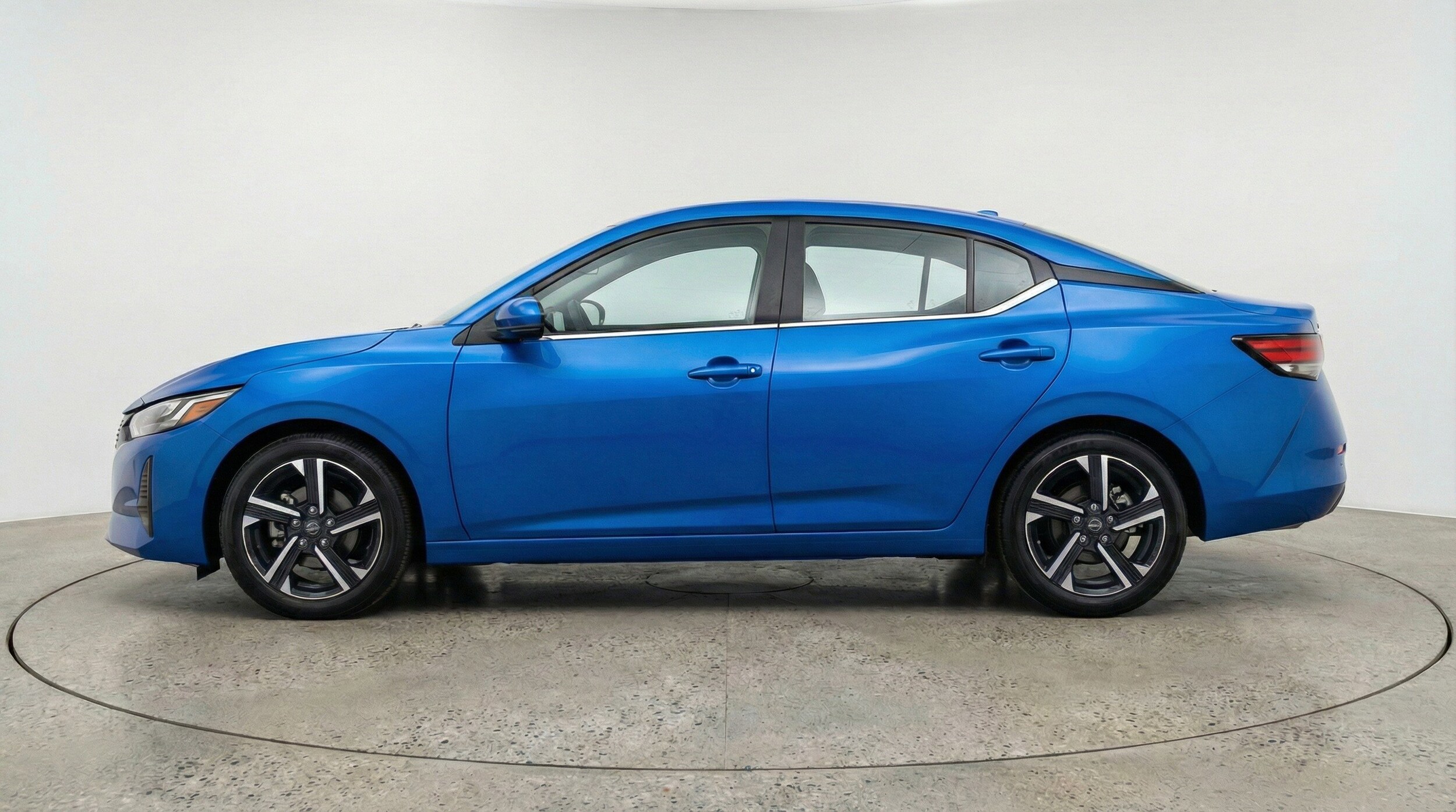 Thumbnail: 2025 Nissan Sentra - 5