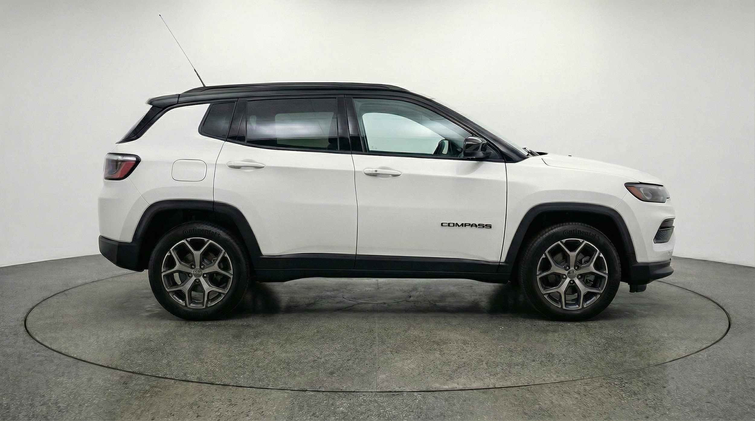 Thumbnail: 2025 Jeep Compass - 8