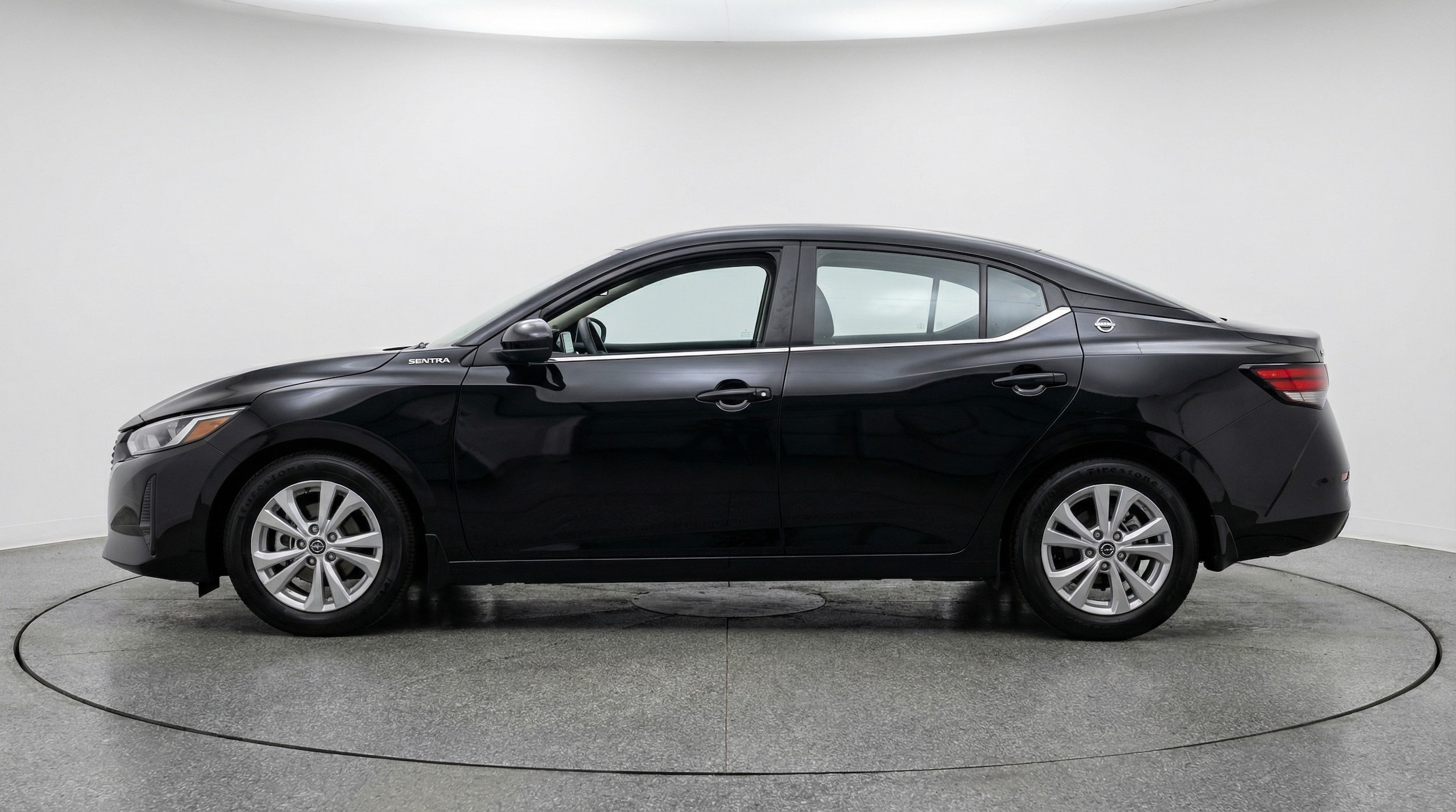 Thumbnail: 2025 Nissan Sentra - 4