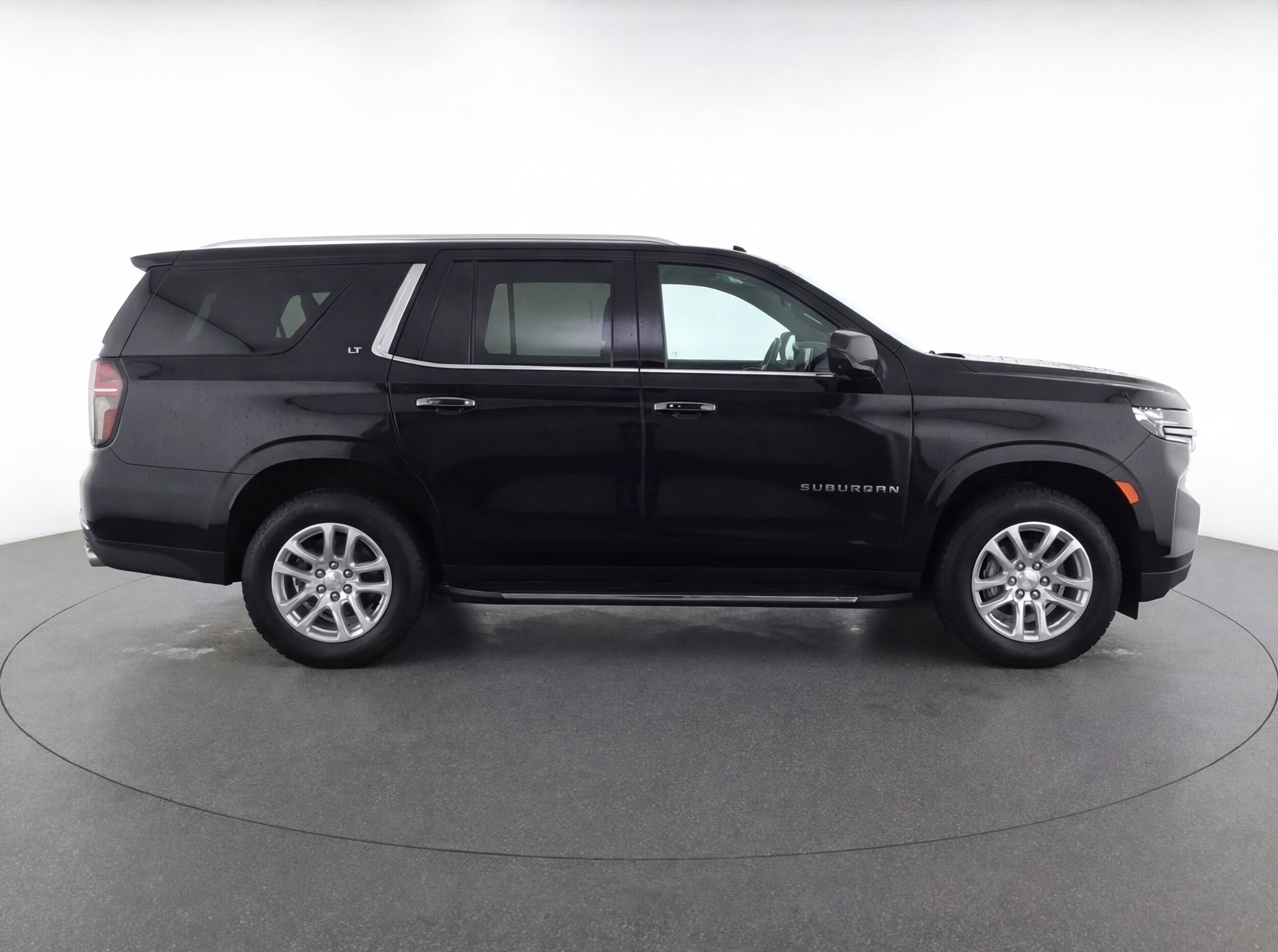 Thumbnail: 2024 Chevrolet Suburban - 11